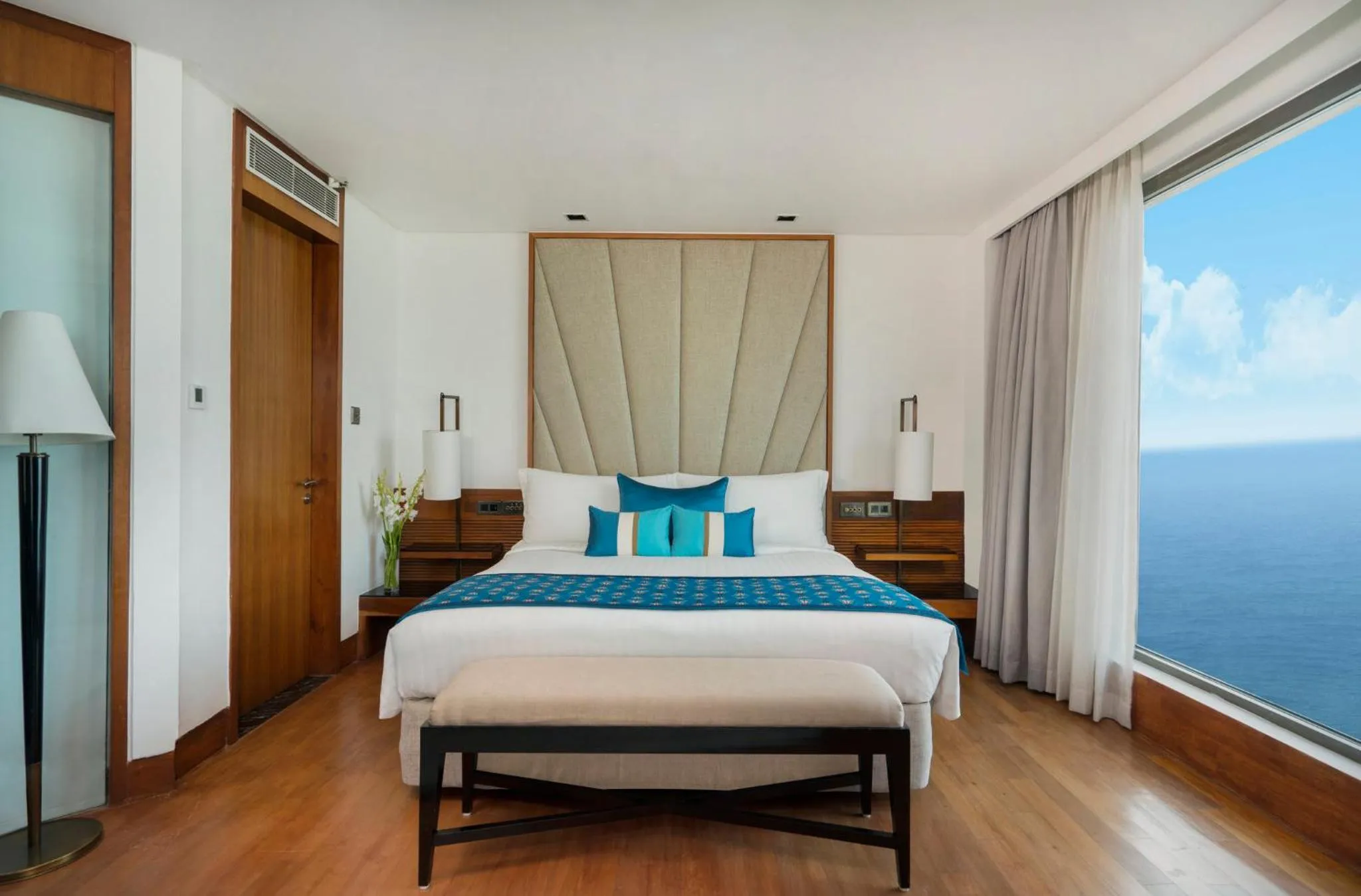 Photo of the whole room, Bed in InterContinental Marine Drive Mumbai by IHG