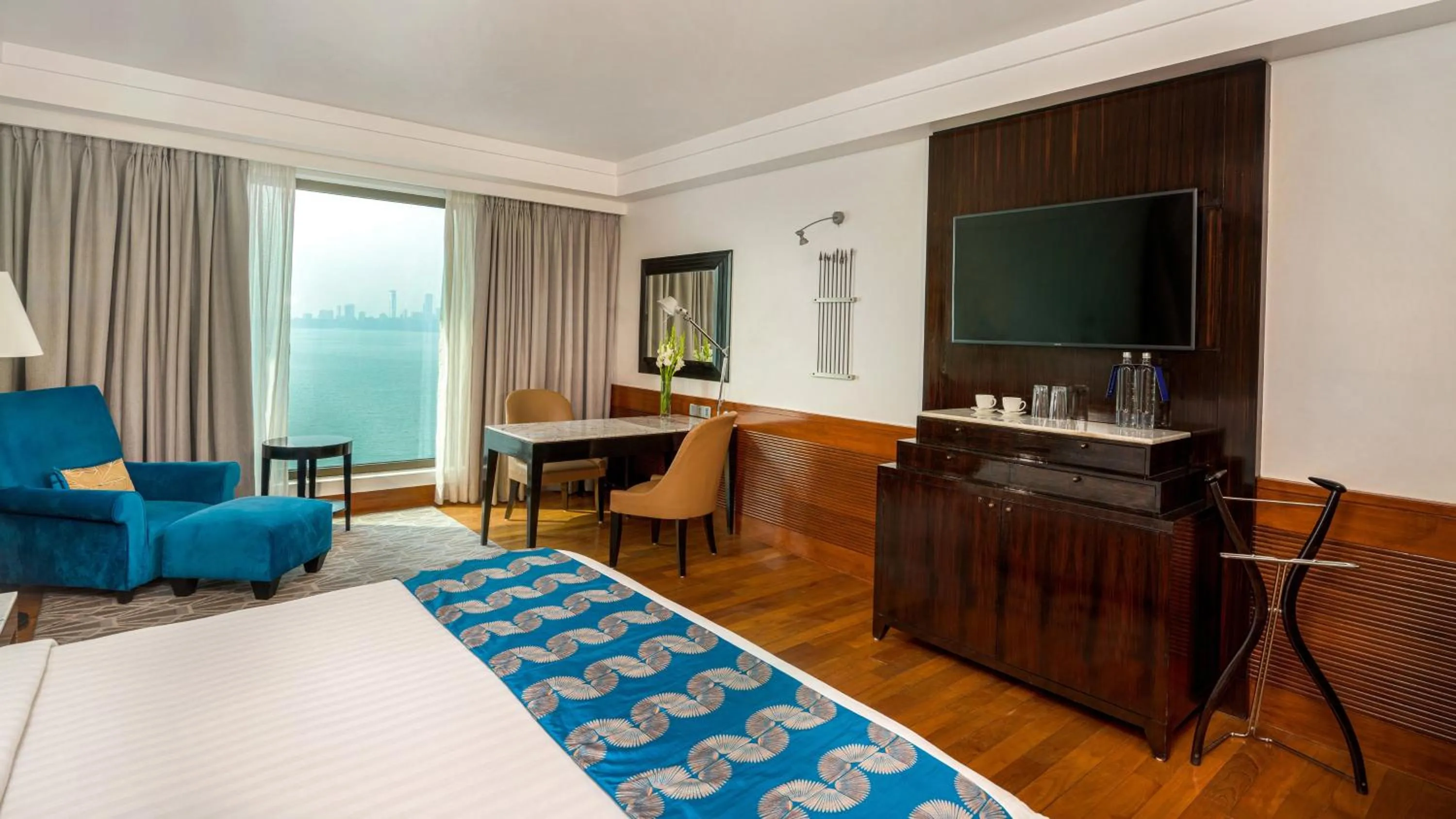 Photo of the whole room, Bed in InterContinental Marine Drive Mumbai by IHG