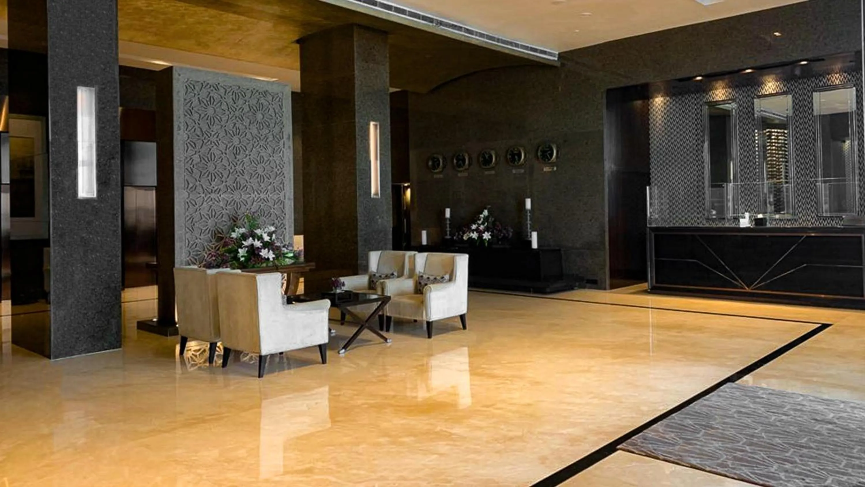 Property building in InterContinental Marine Drive Mumbai by IHG