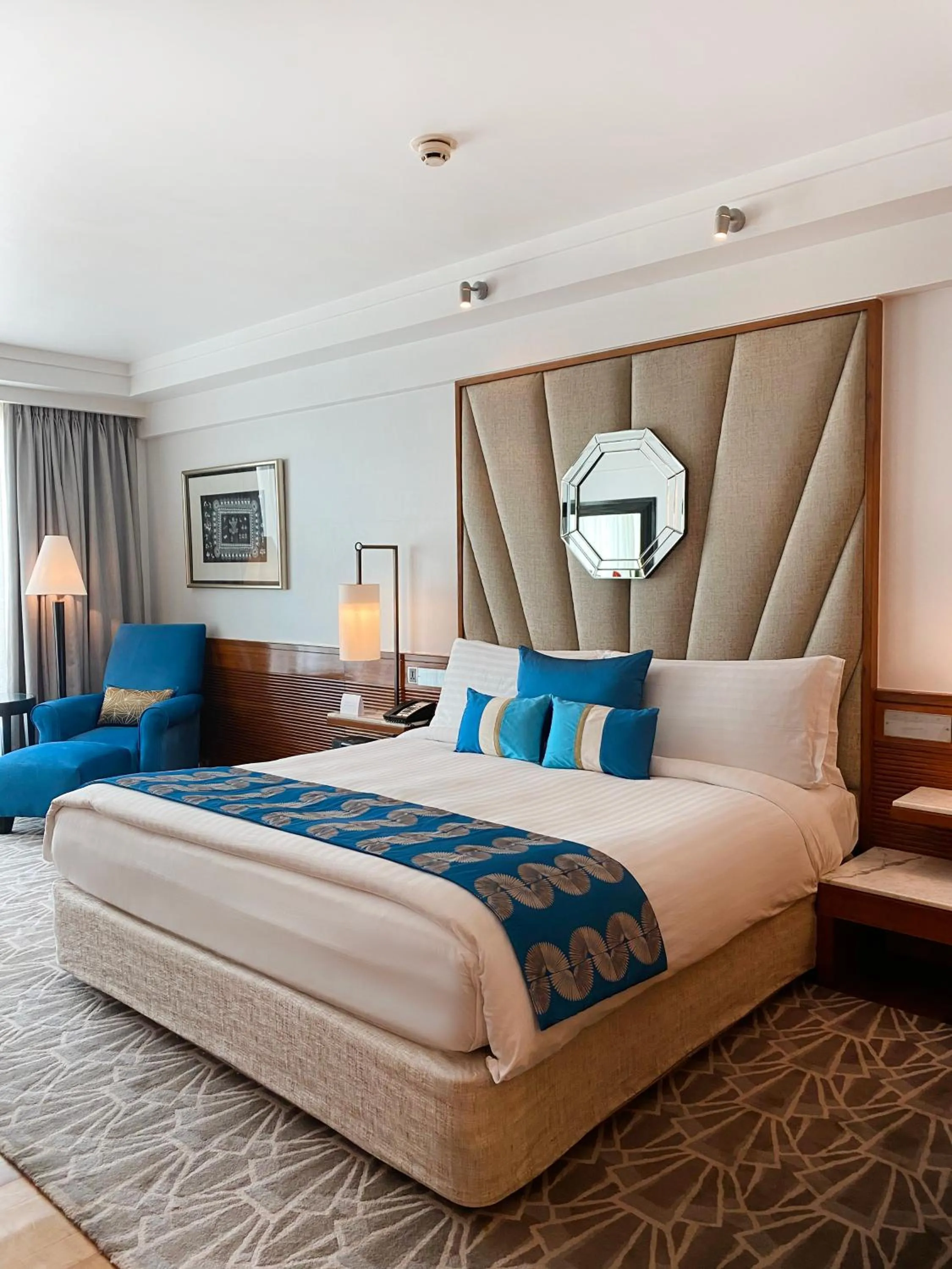 Guests, Bed in InterContinental Marine Drive Mumbai by IHG