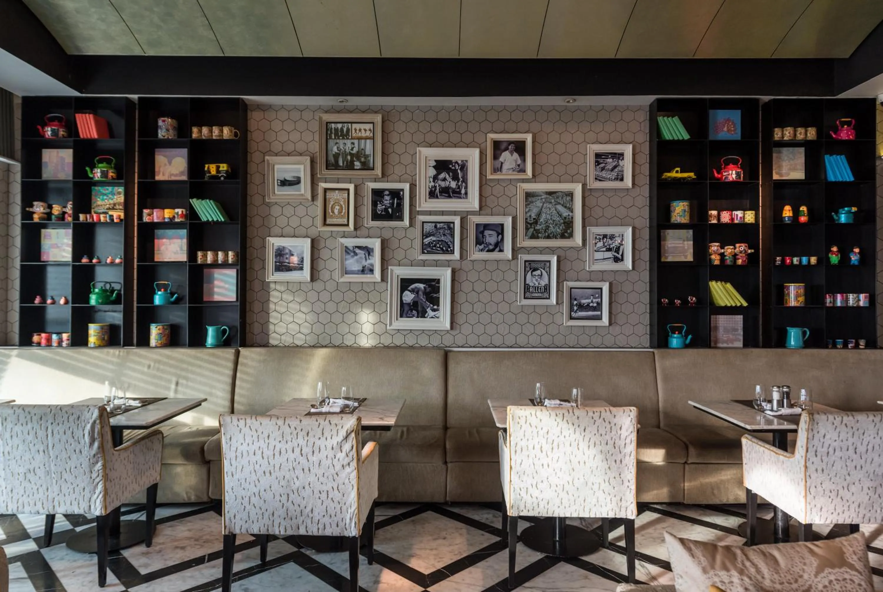 Restaurant/places to eat in InterContinental Marine Drive Mumbai by IHG