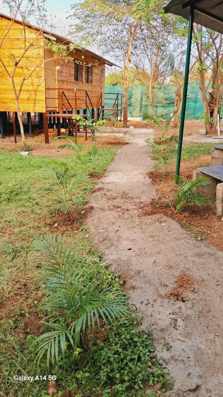 Green Hills Farm And Guest House