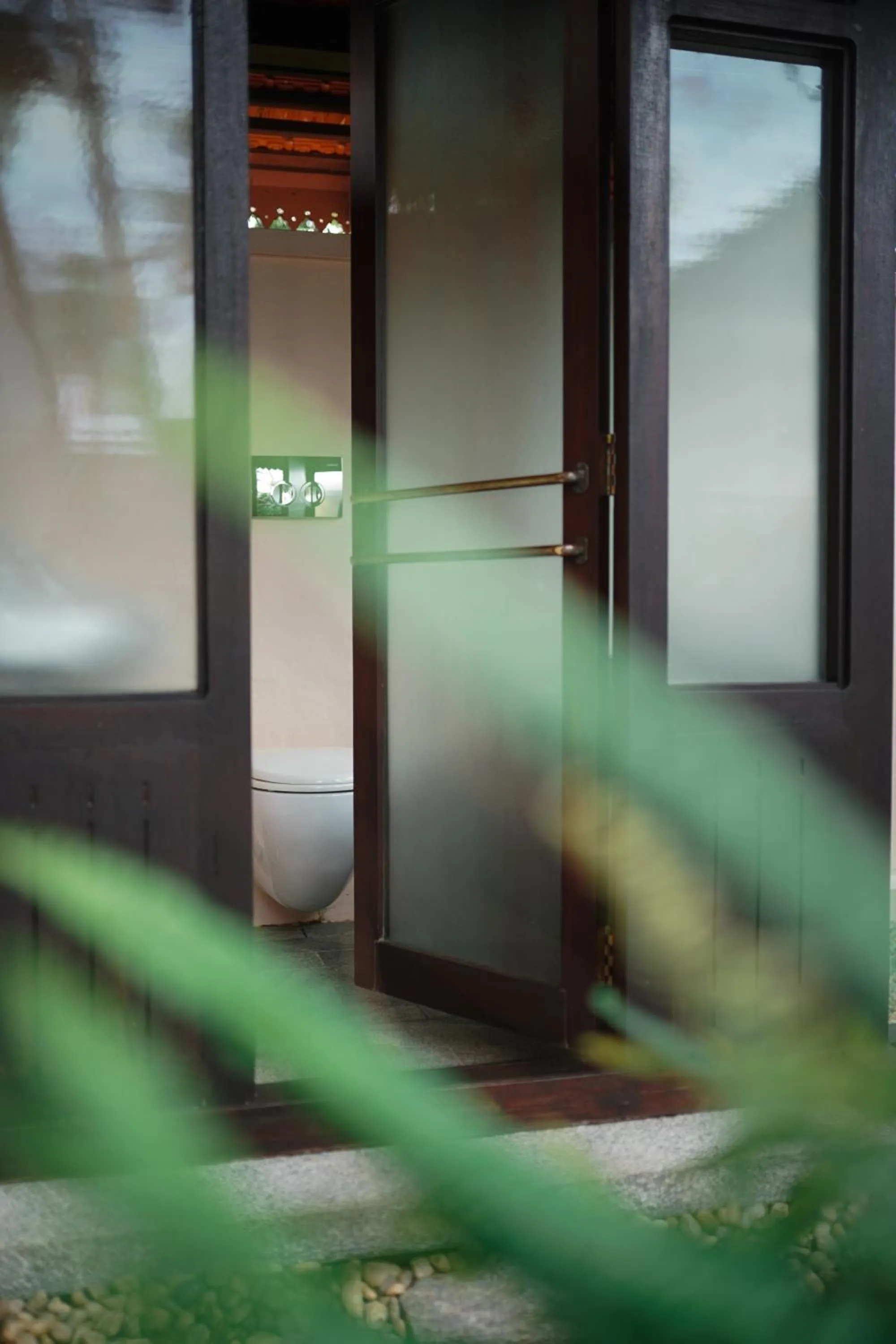 Toilet in Vismaya by Moksha Stays