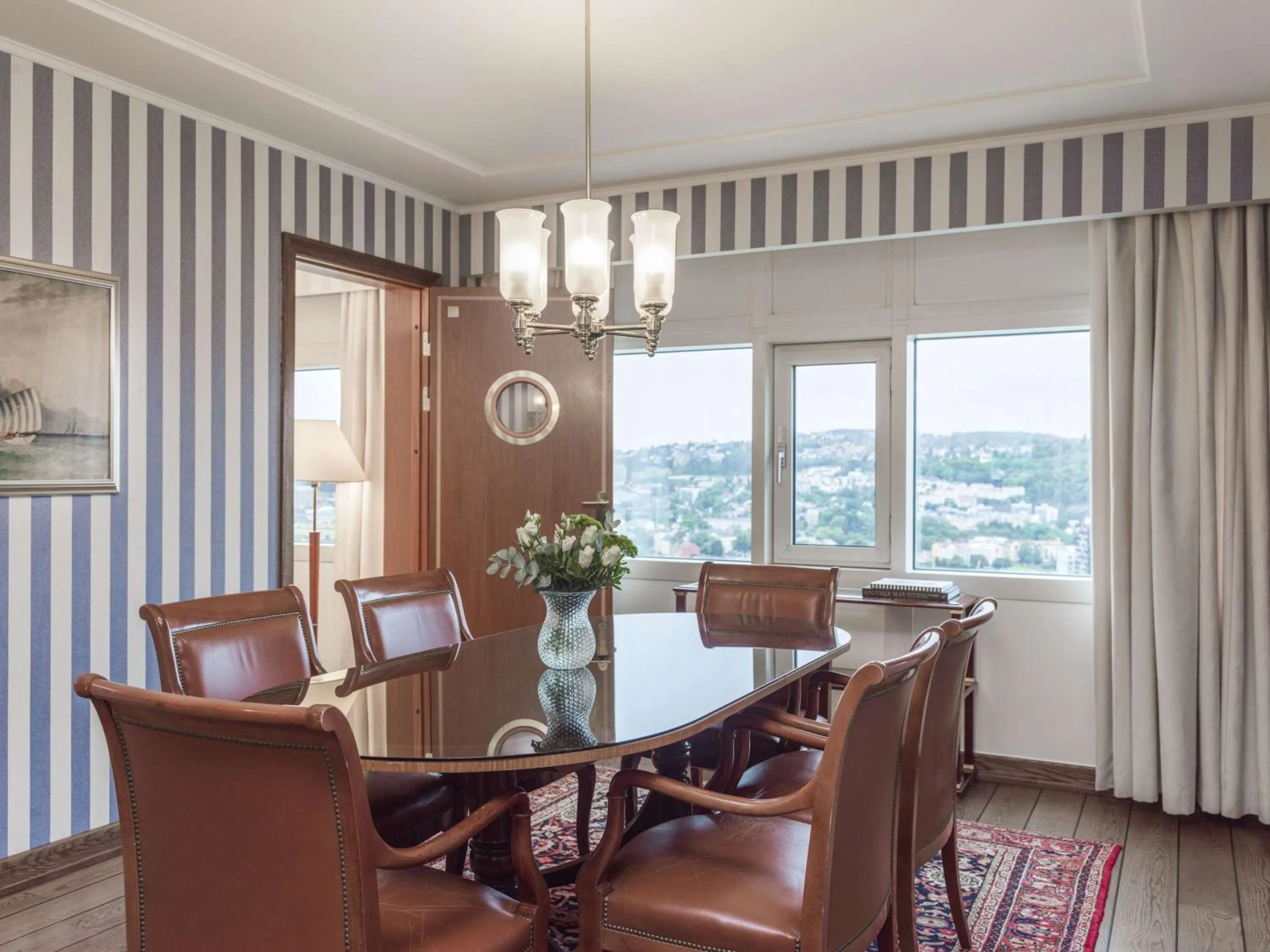 Photo of the whole room in Radisson Blu Plaza Hotel, Oslo