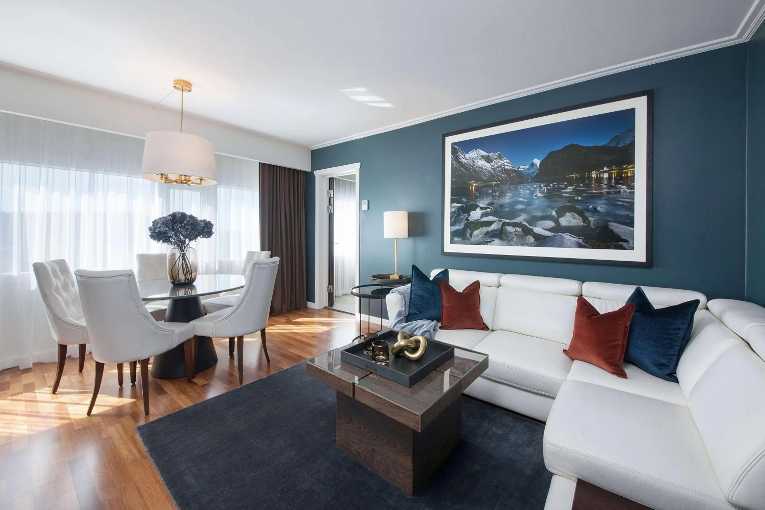 Photo of the whole room in Radisson Blu Plaza Hotel, Oslo