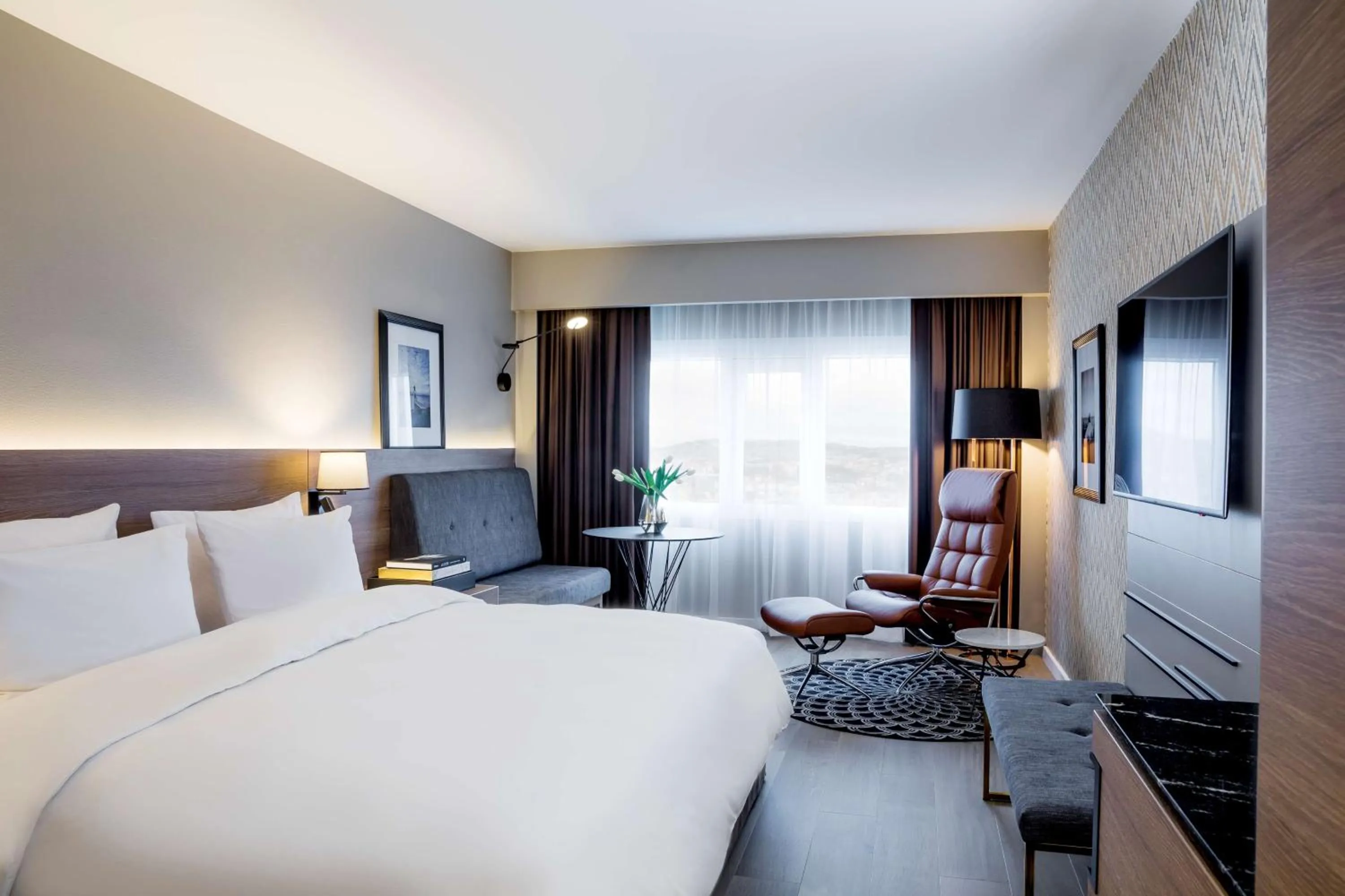 Bedroom, Bed in Radisson Blu Plaza Hotel, Oslo