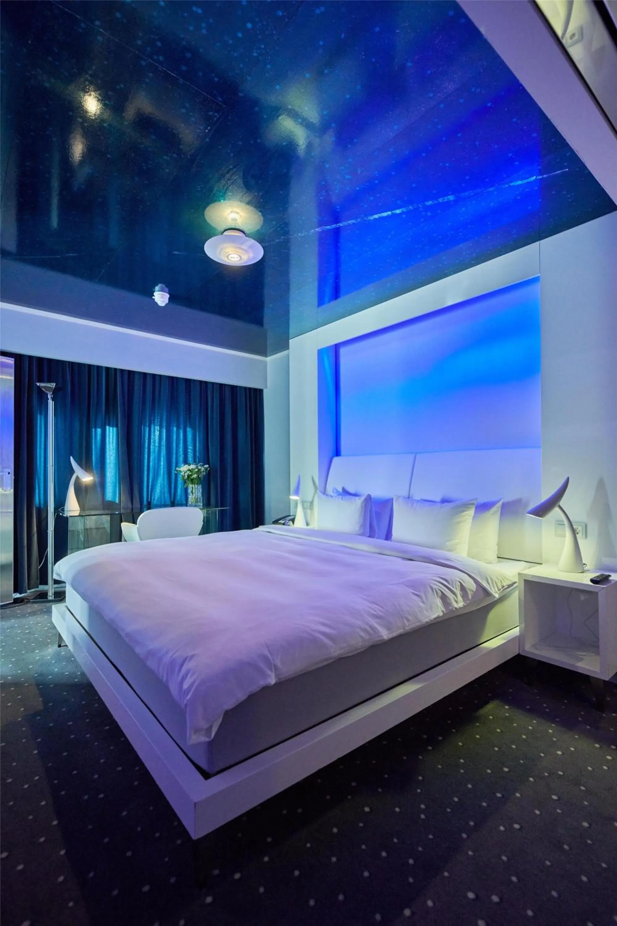 Photo of the whole room, Bed in Radisson Blu Plaza Hotel, Oslo