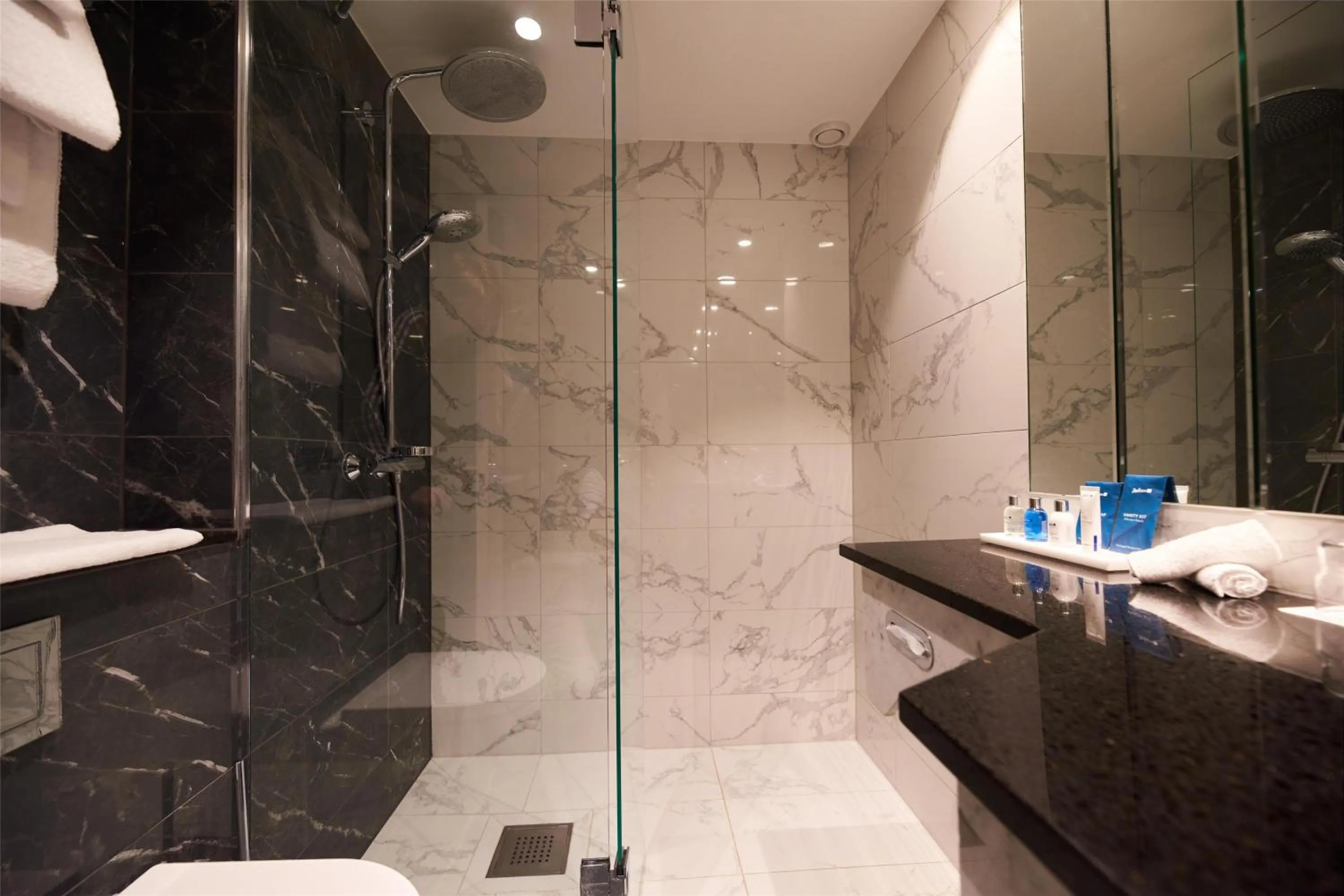 Bathroom in Radisson Blu Plaza Hotel, Oslo