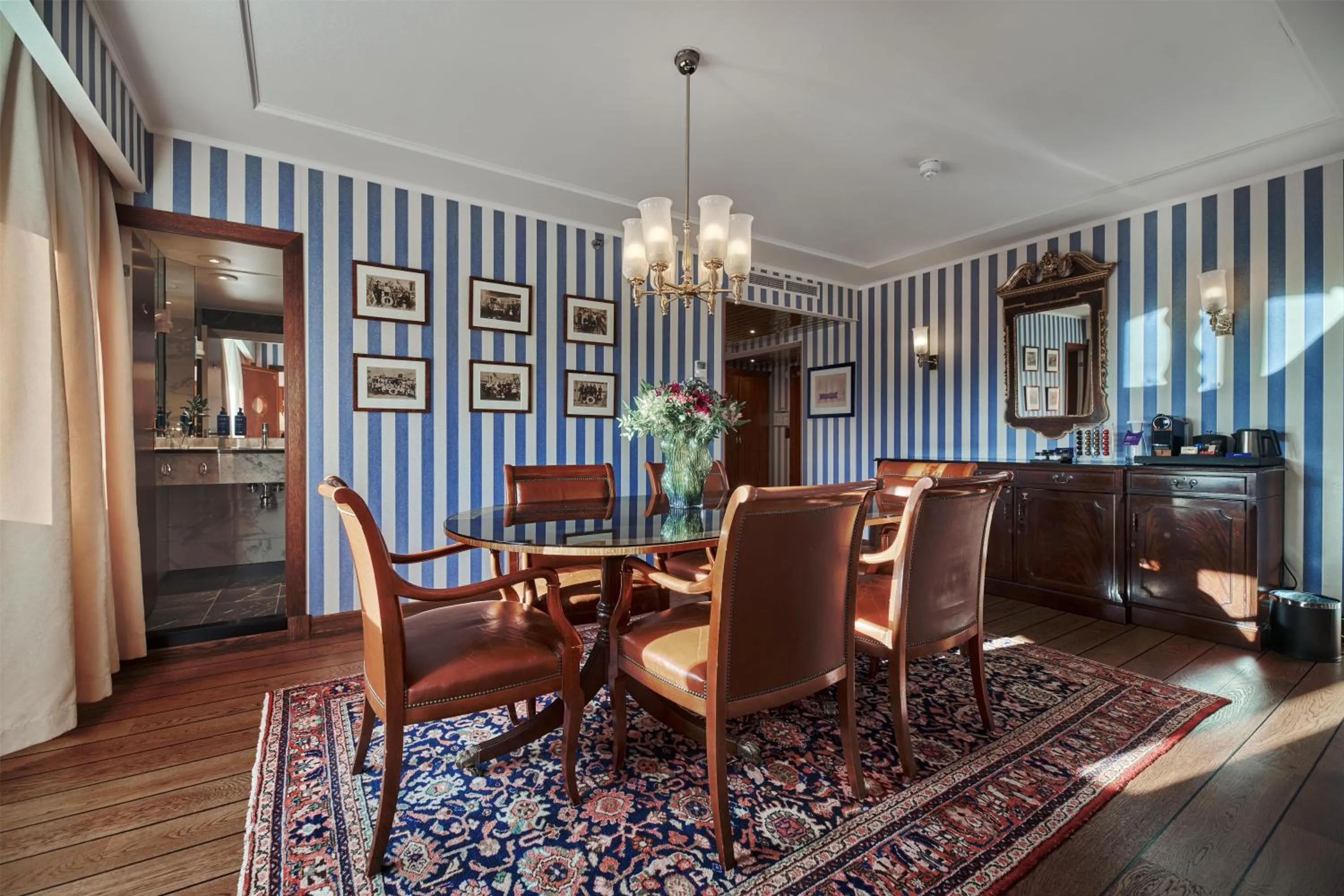 Photo of the whole room in Radisson Blu Plaza Hotel, Oslo