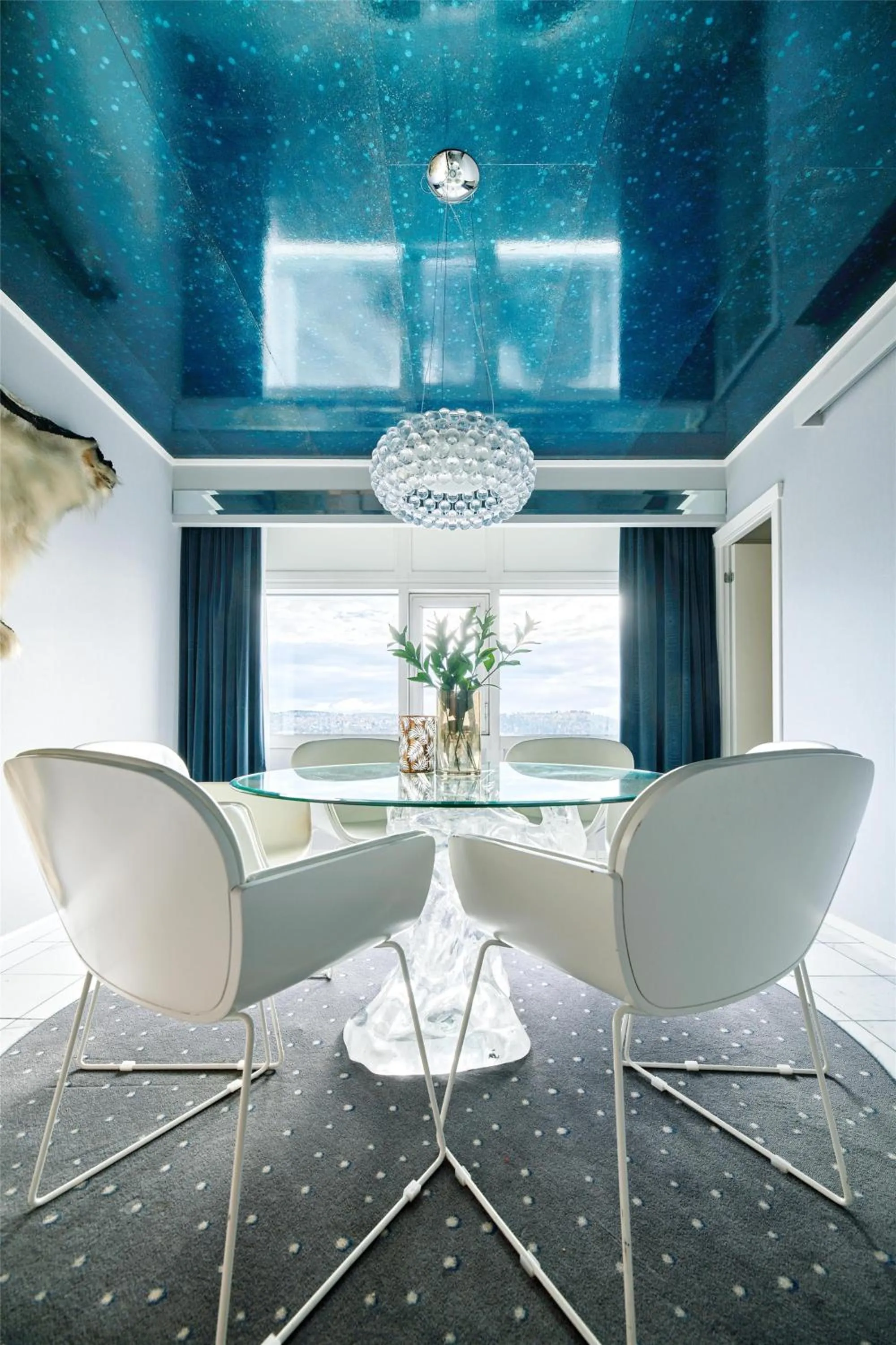 Photo of the whole room in Radisson Blu Plaza Hotel, Oslo