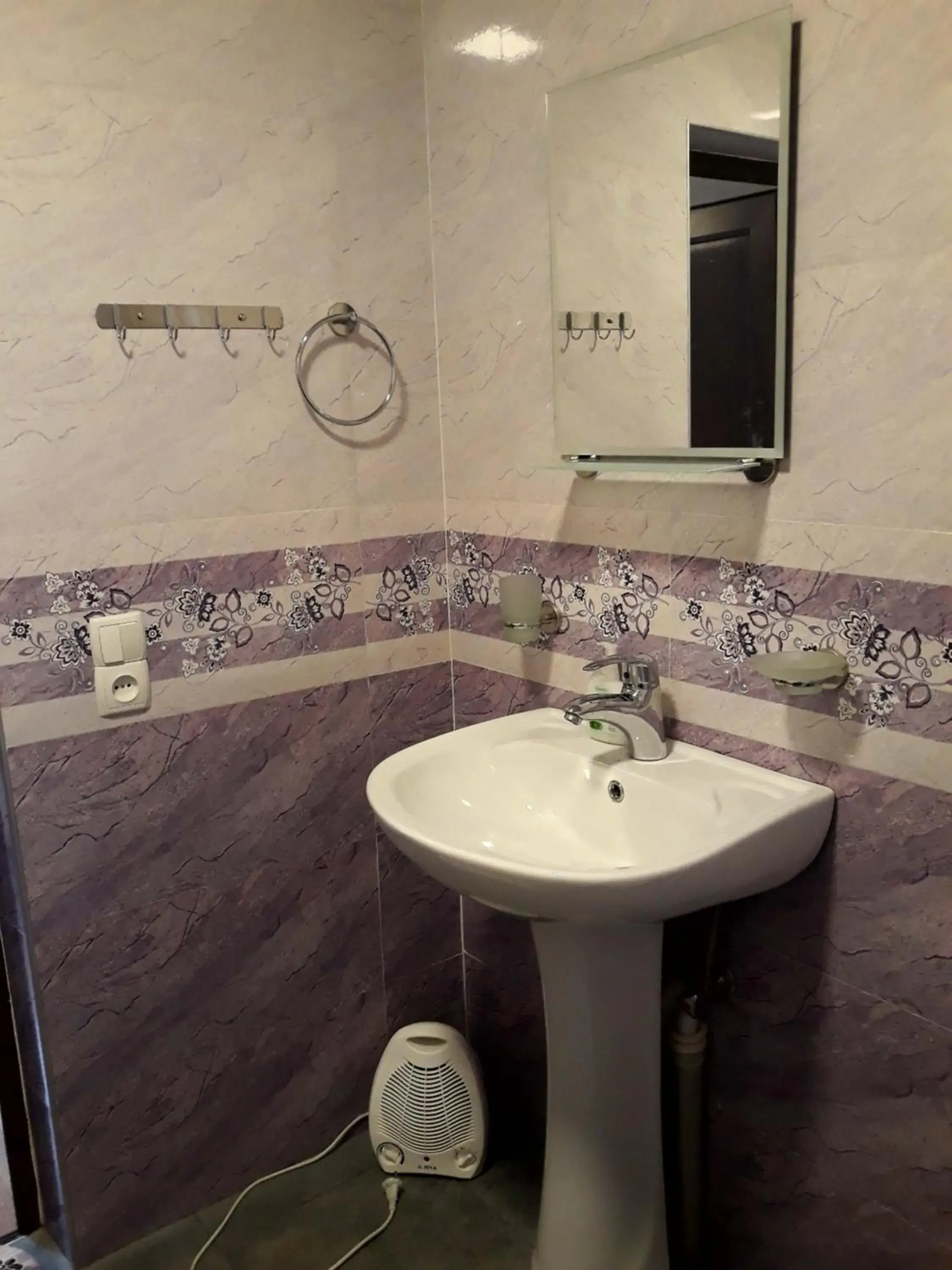 Standard Double or Twin Room with Garden View - single occupancy in Irina's Guesthouse Standard Double or Twin Room with Garden View - single occupancy in Irina's Guesthouse