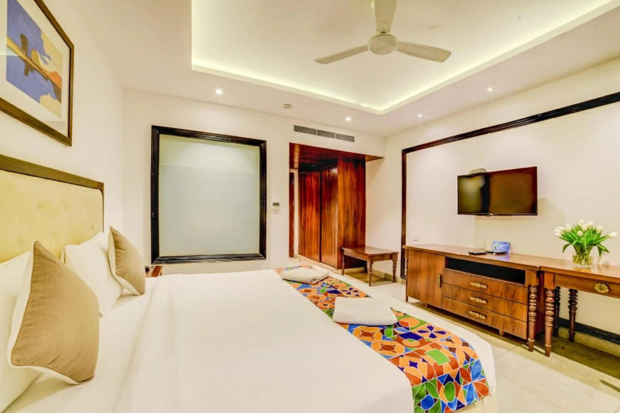 Bed in FabHotel Prime The King's Court - Nr Calangute Beach