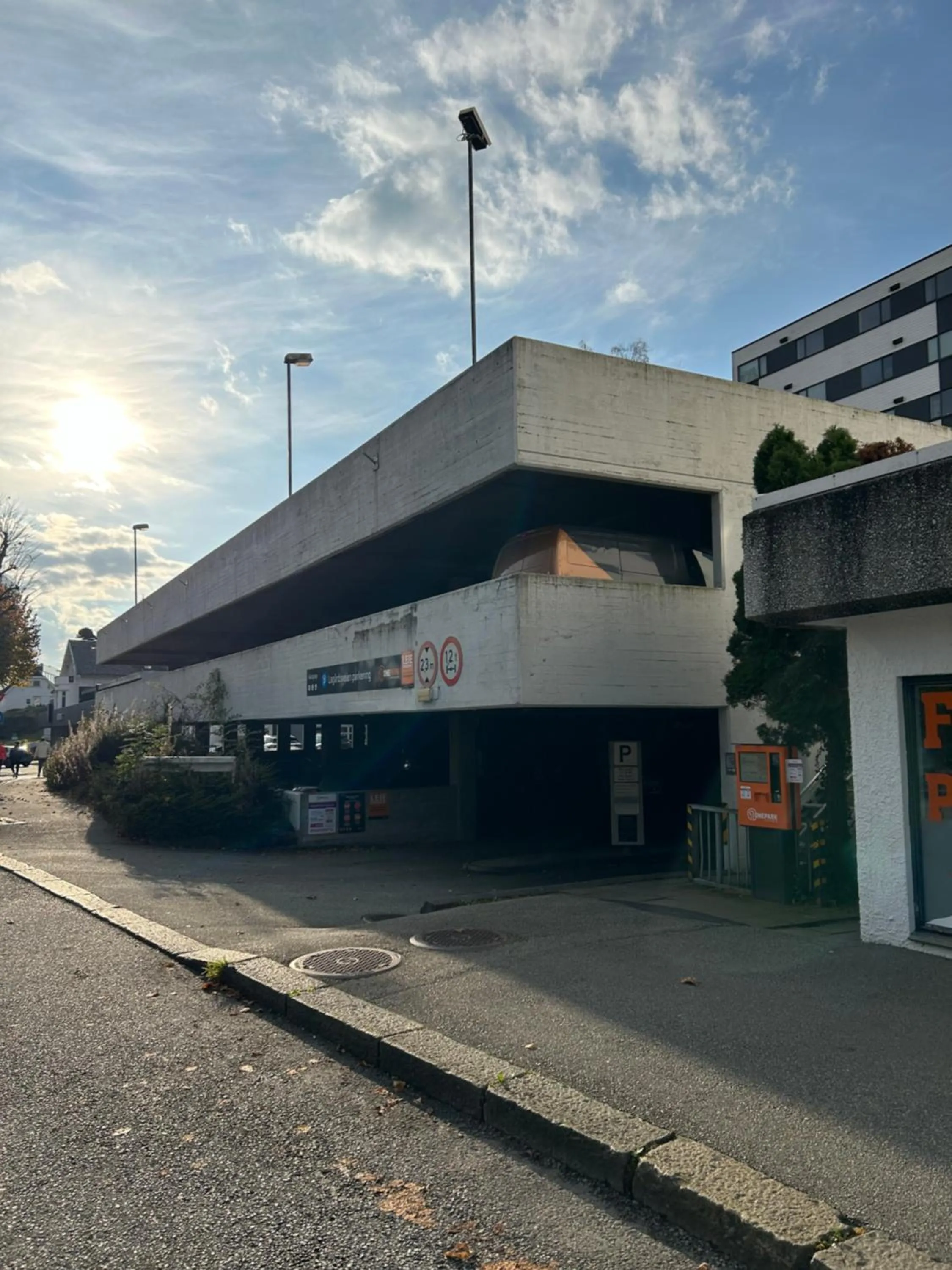 Parking in Bjørvika Apartments - Sirkus Renaa