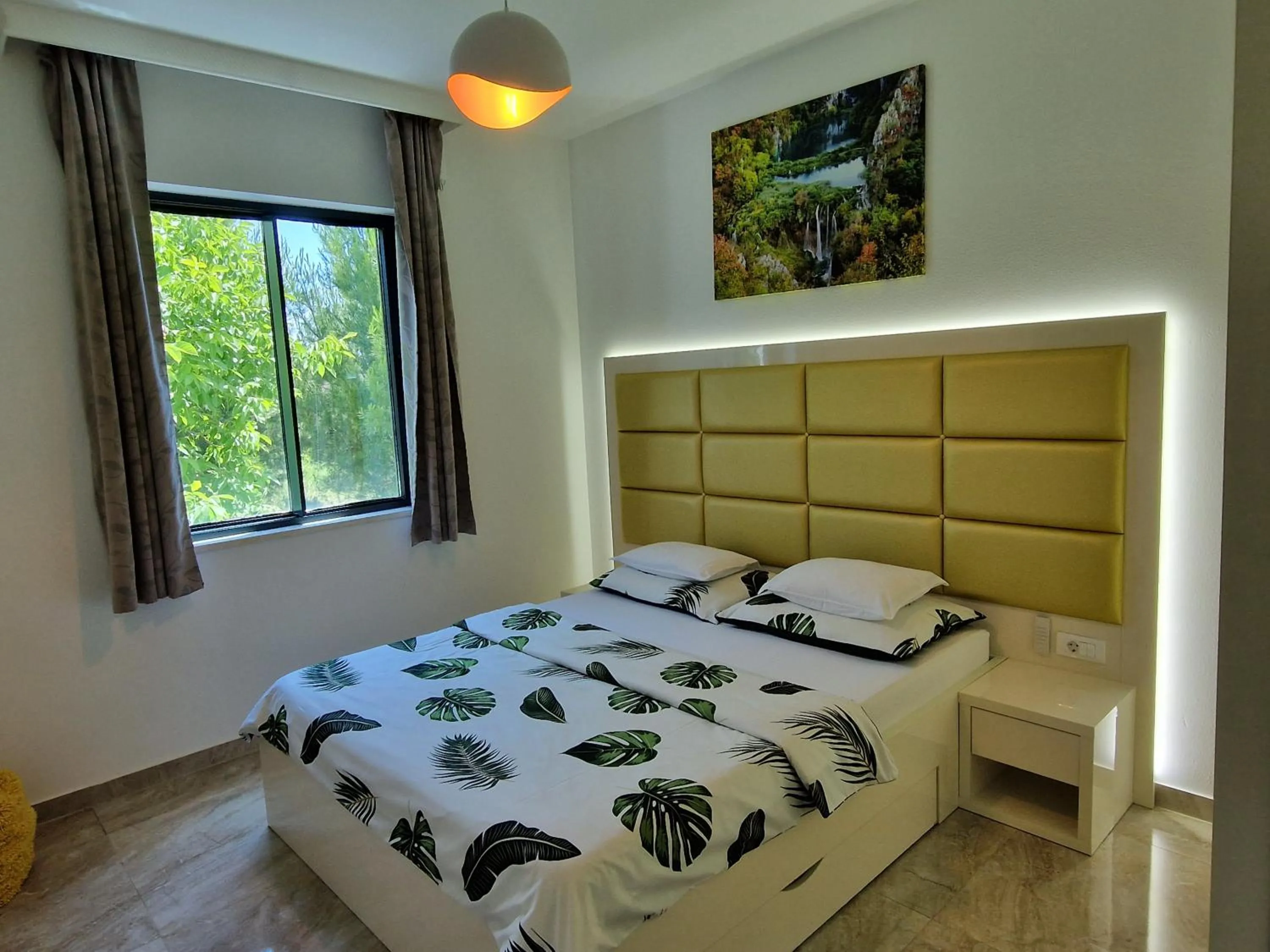 Deluxe One-Bedroom Apartment with Ocean View in Apartments Dalmatia Infinity