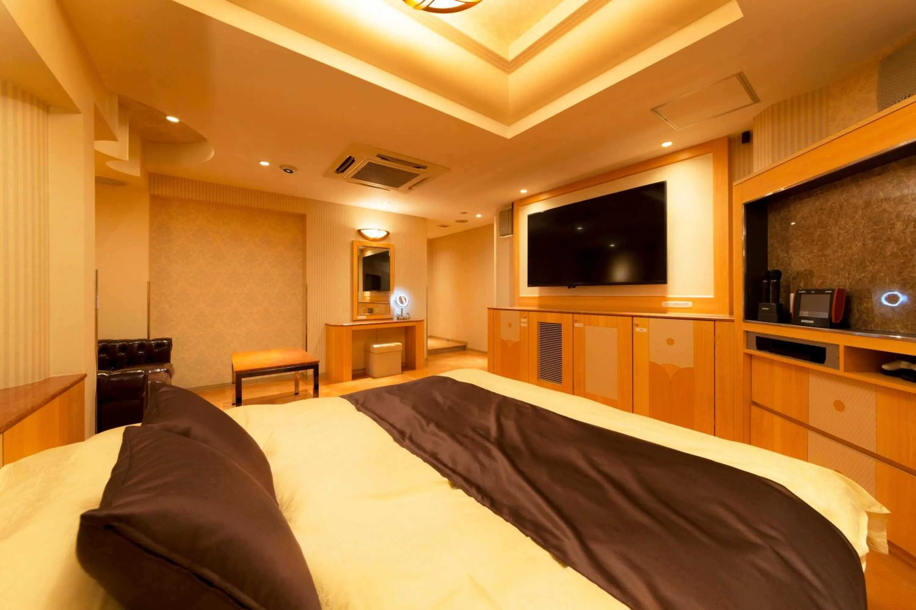 Bed in Hotel Luna Ikeda (Adult Only)