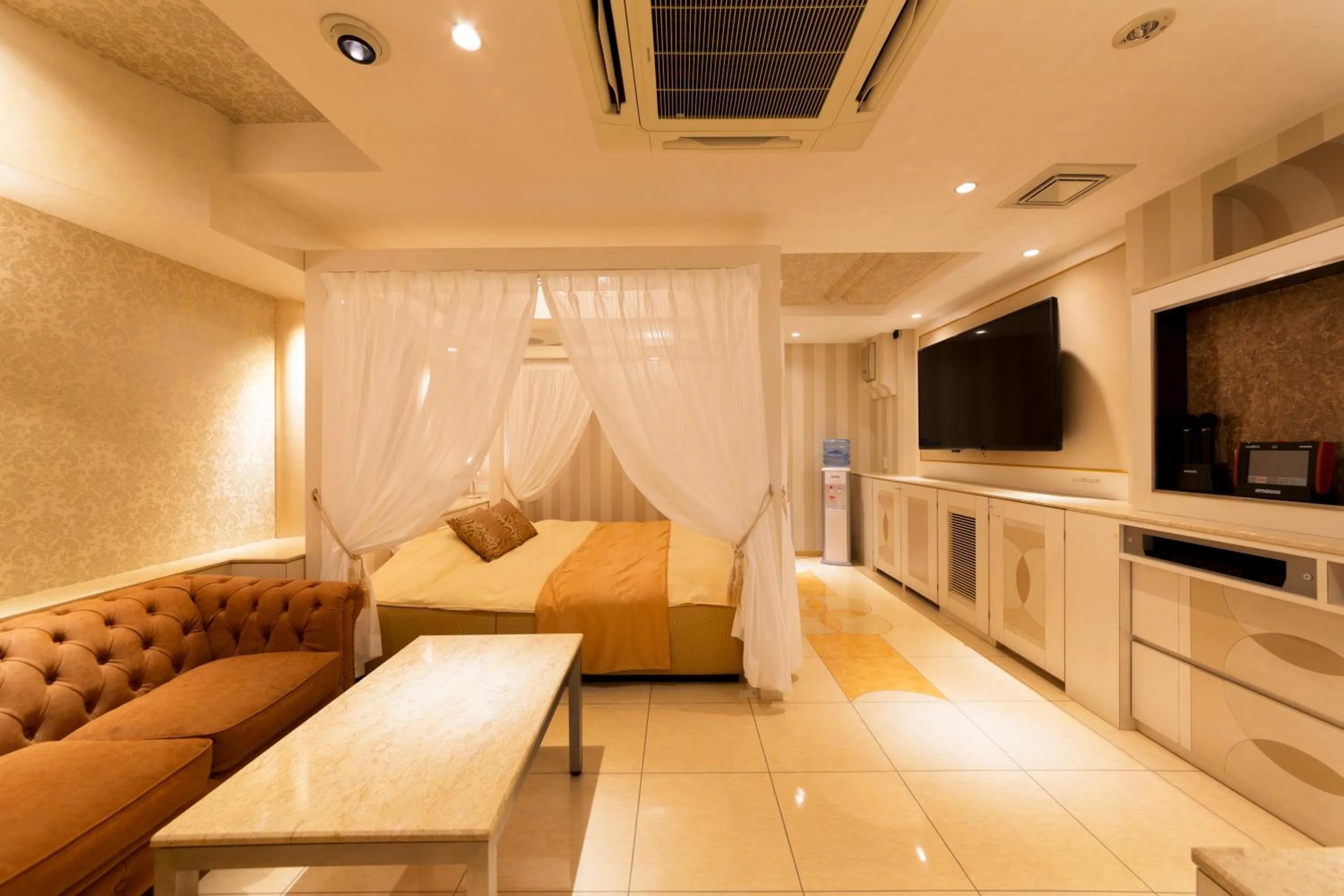 Hotel Luna Ikeda (Adult Only)