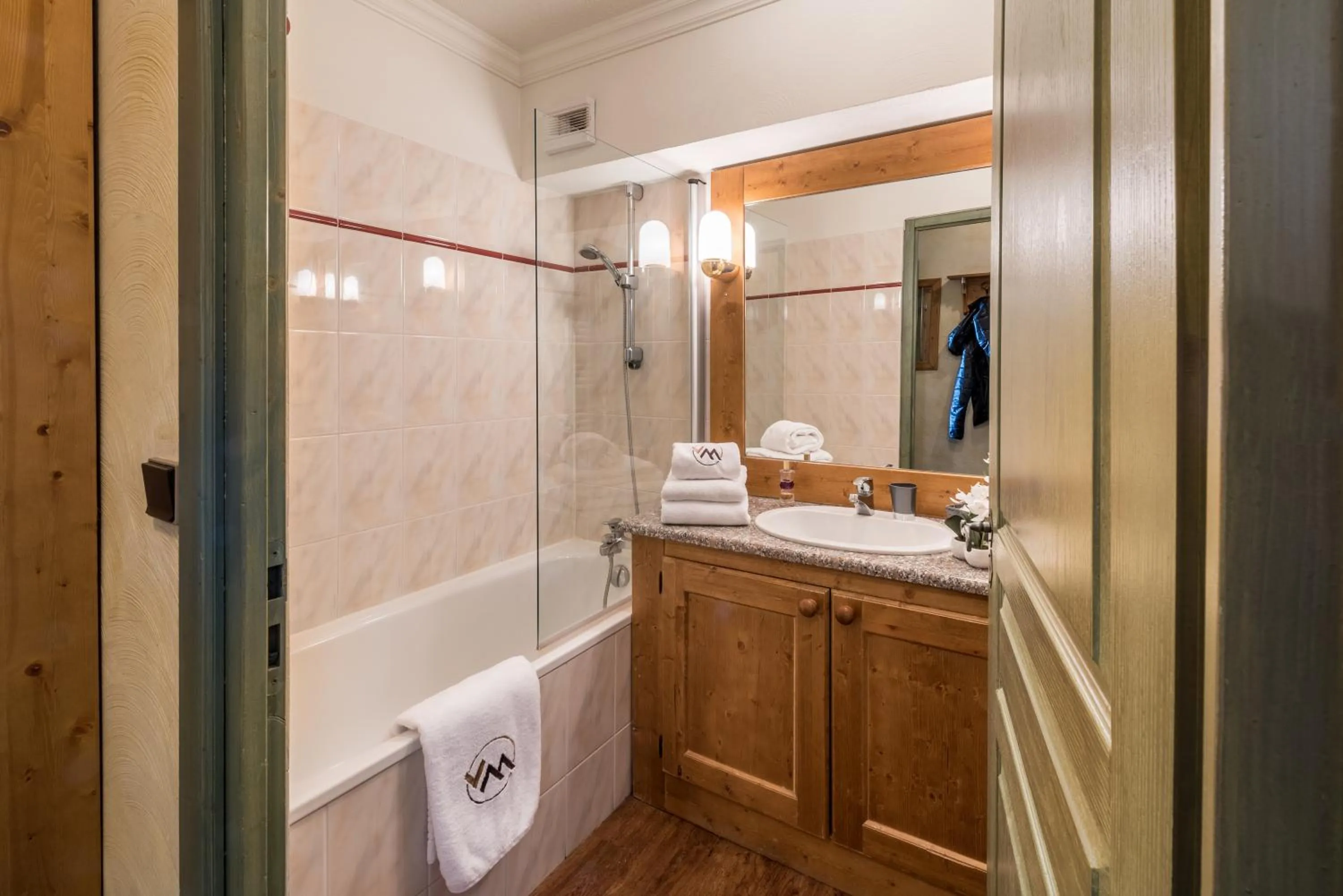 Bathroom in Résidences Village Montana by Les Etincelles