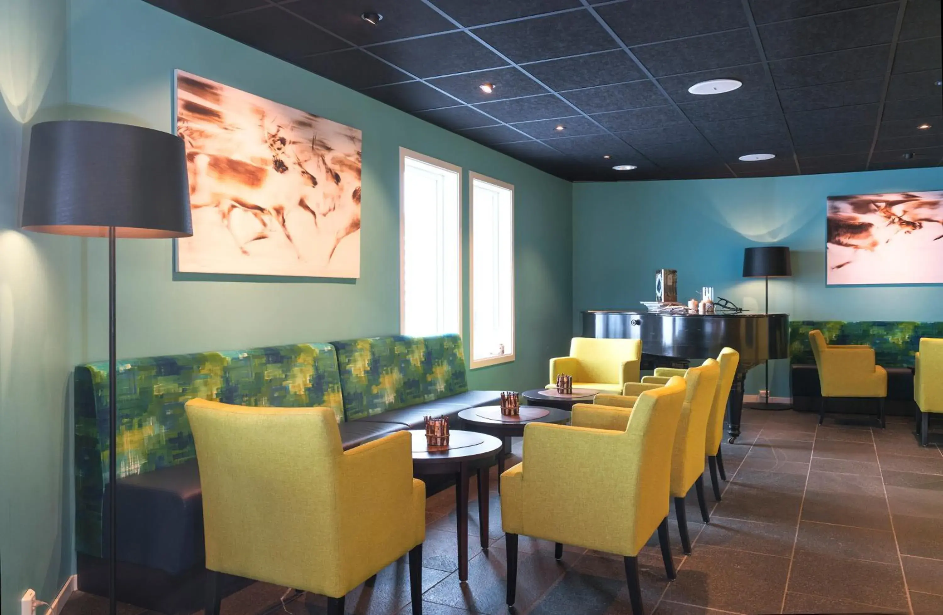 Lounge or bar in Thon Hotel Kautokeino Lounge or bar in Thon Hotel Kautokeino