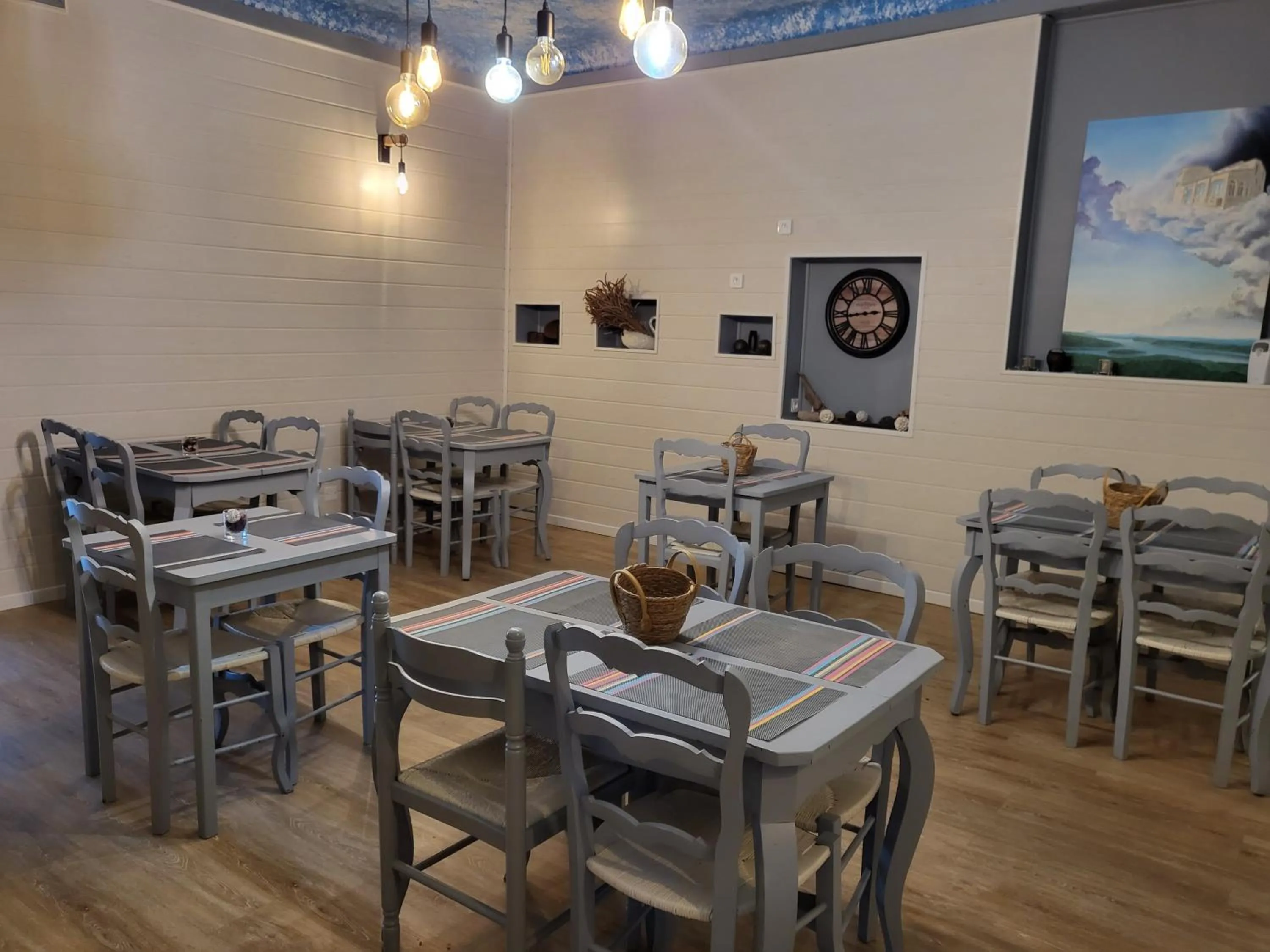 Dining area in Gabrielle hôtel