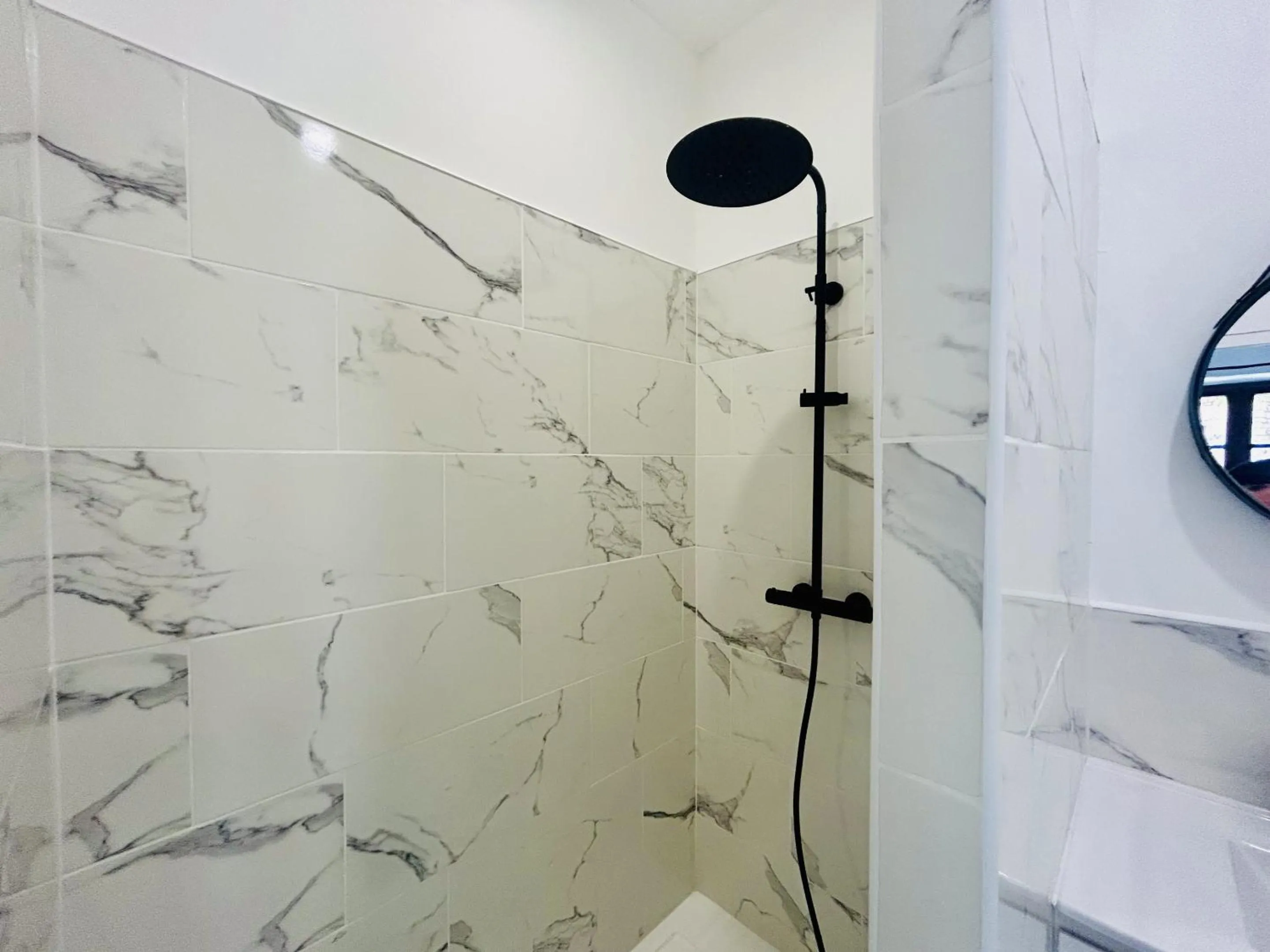 Bedroom in Gabrielle hôtel