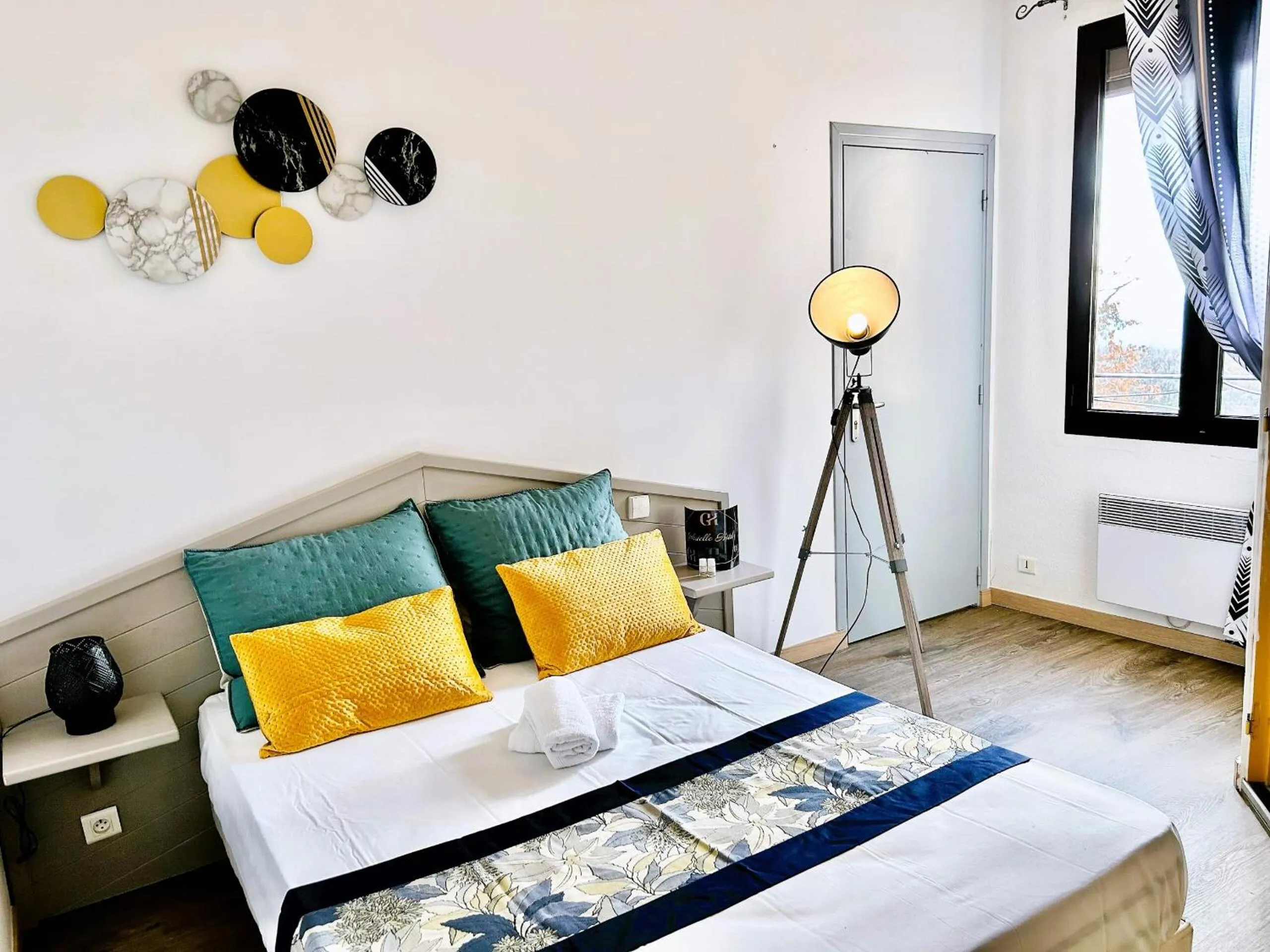 Bedroom, Bed in Gabrielle hôtel