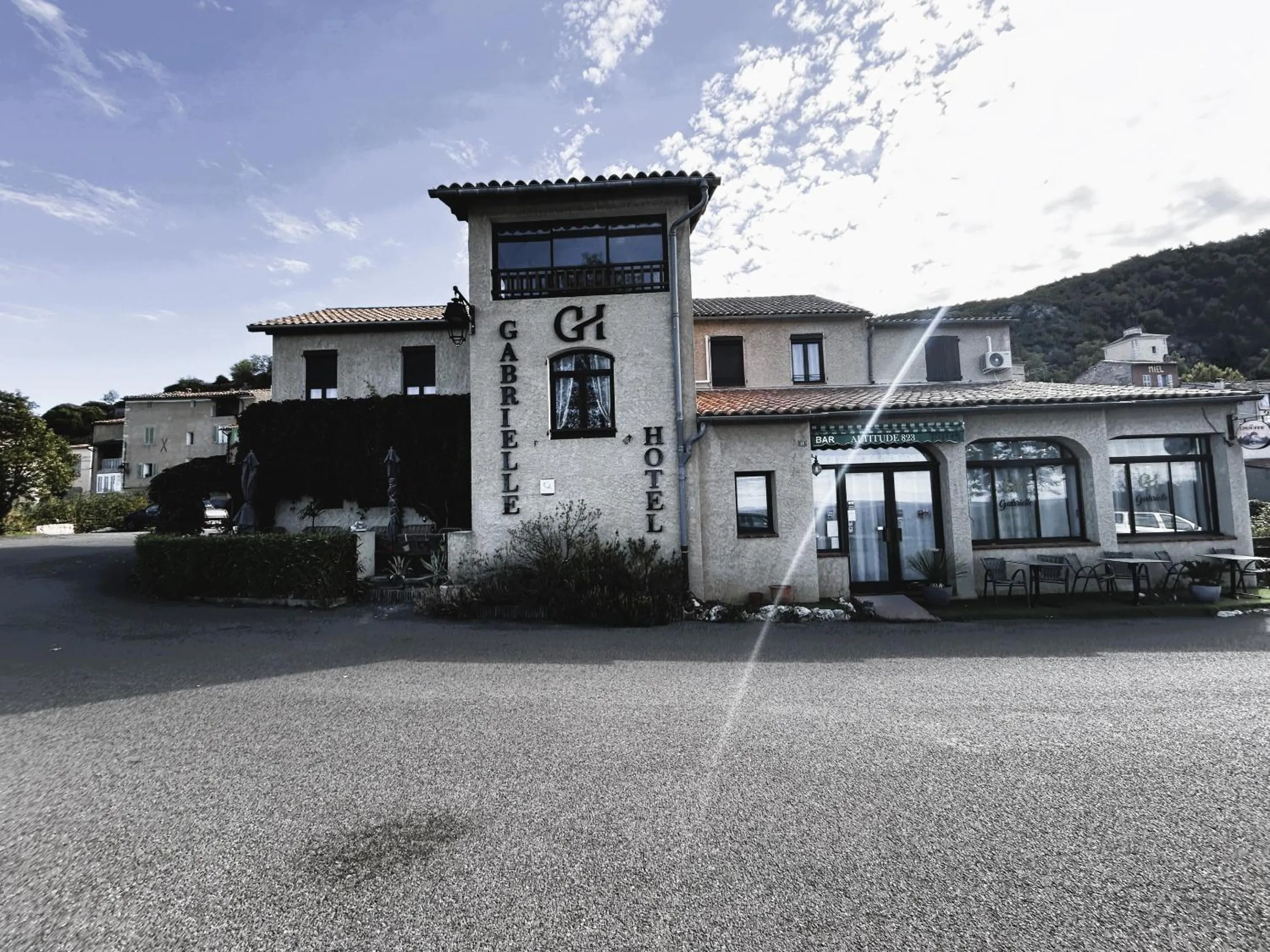 Facade/entrance in Gabrielle hôtel