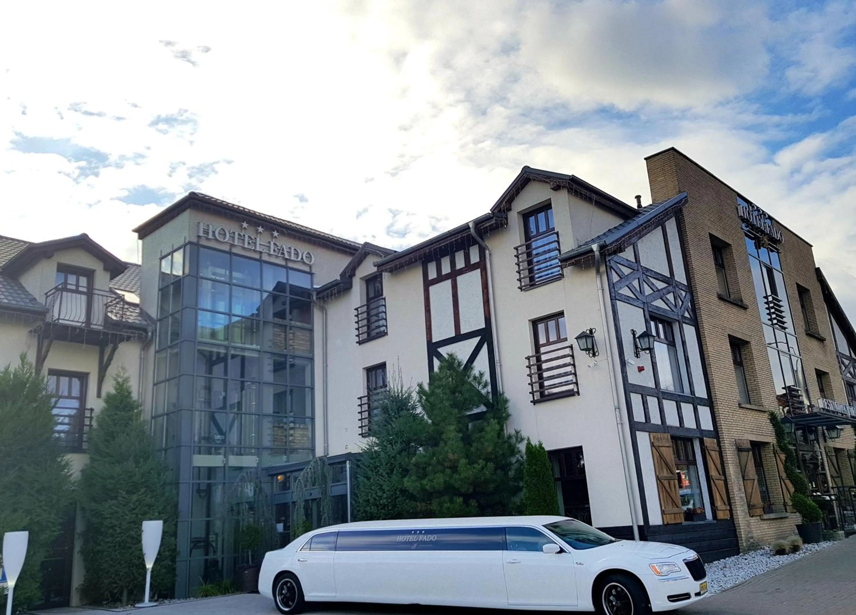 Area and facilities in Hotel Fado