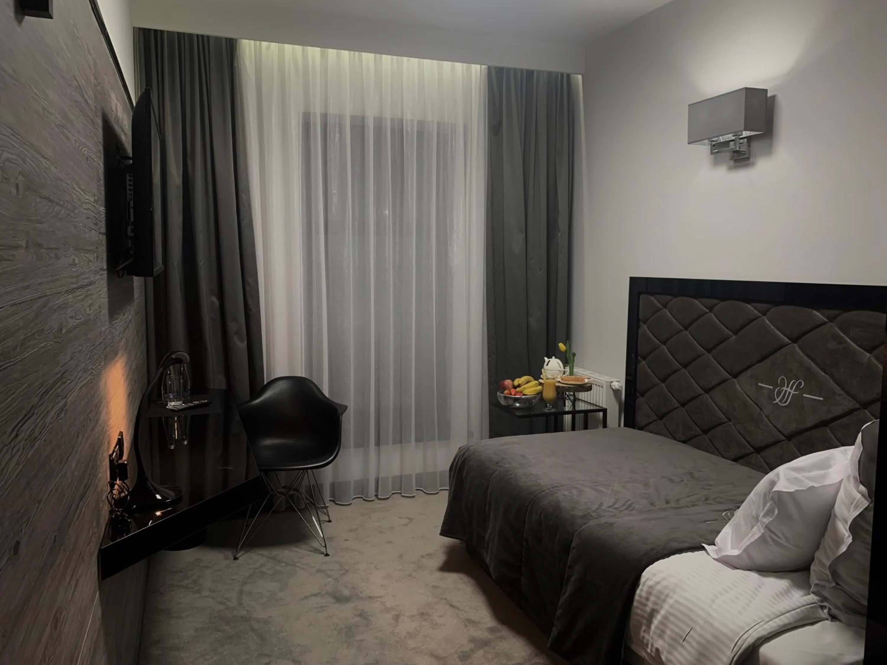 TV and multimedia, Bed in Hotel Fado