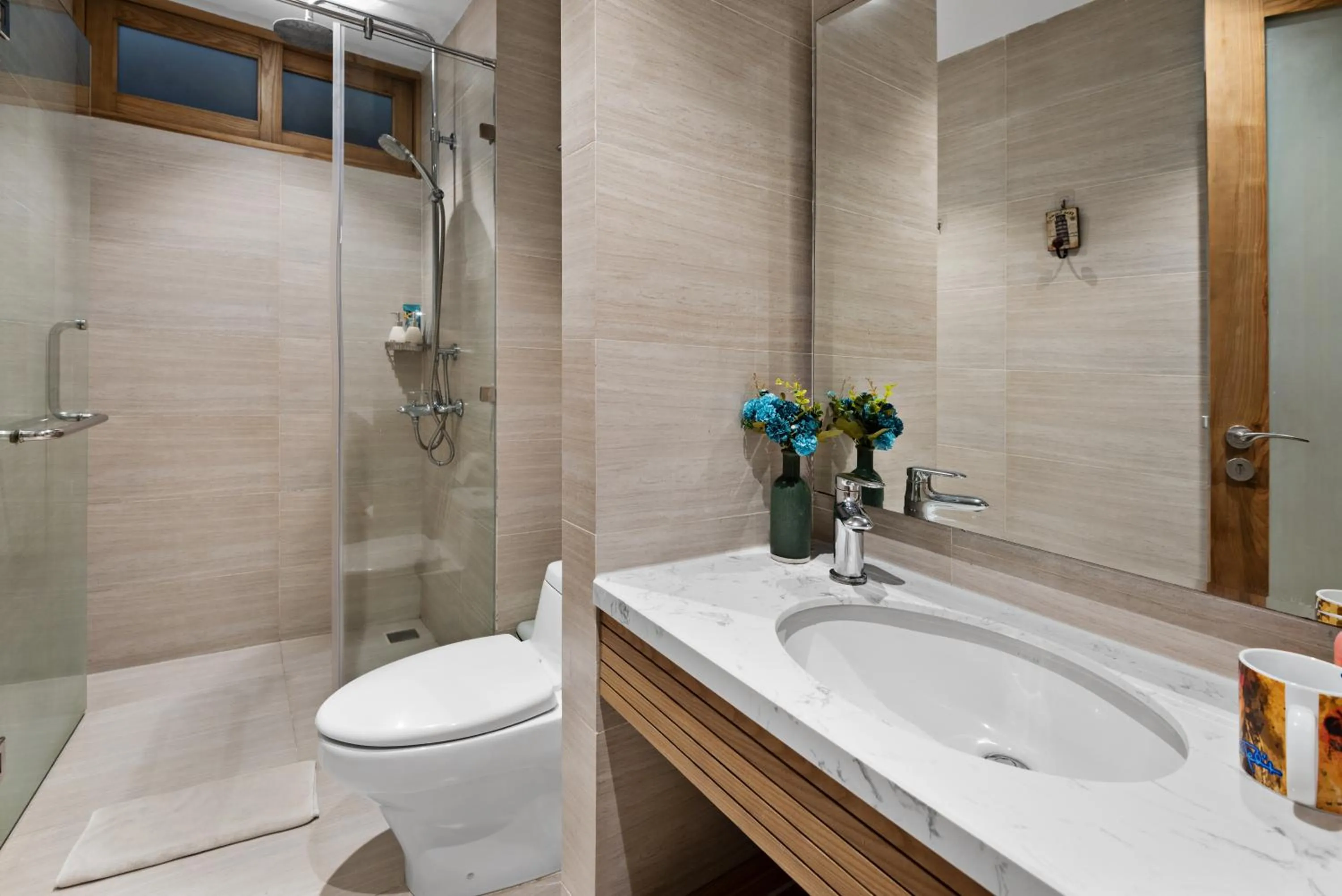 Shower in Tam House Villa Hotel