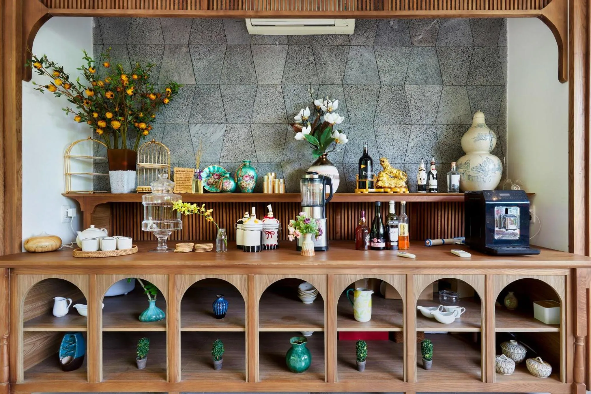 Tam House Villa Hotel