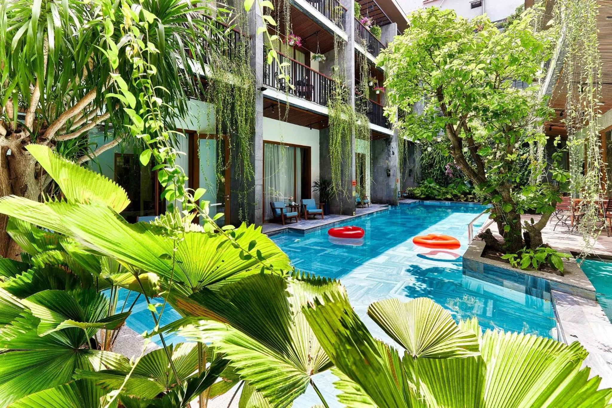 Tam House Villa Hotel