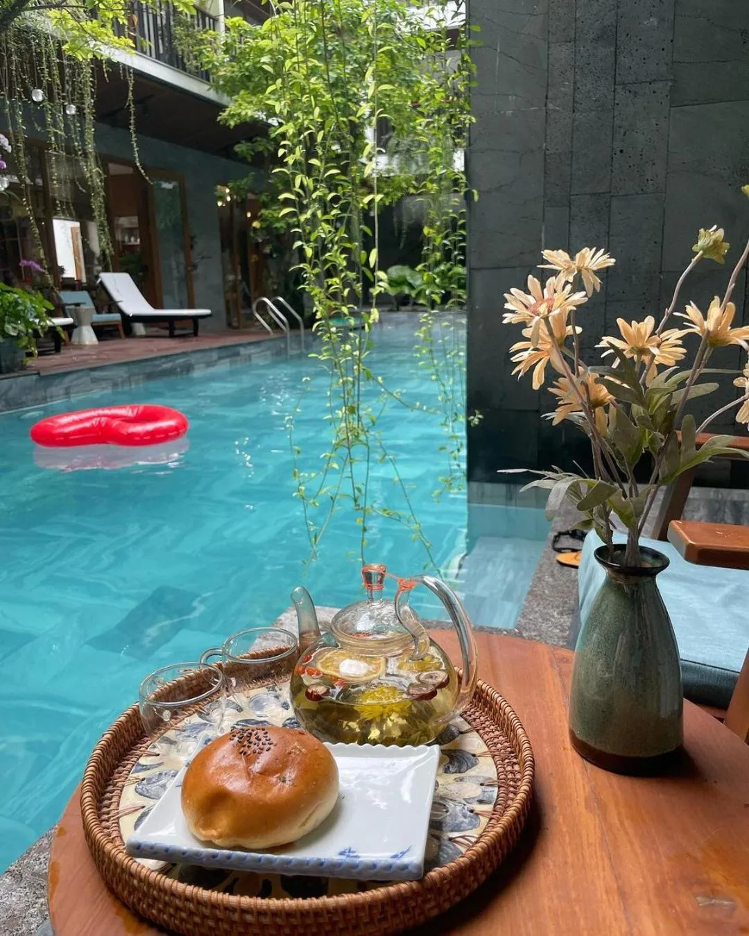 Tam House Villa Hotel