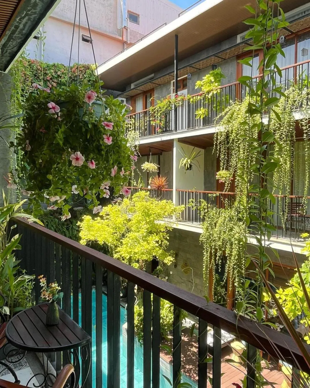 Tam House Villa Hotel