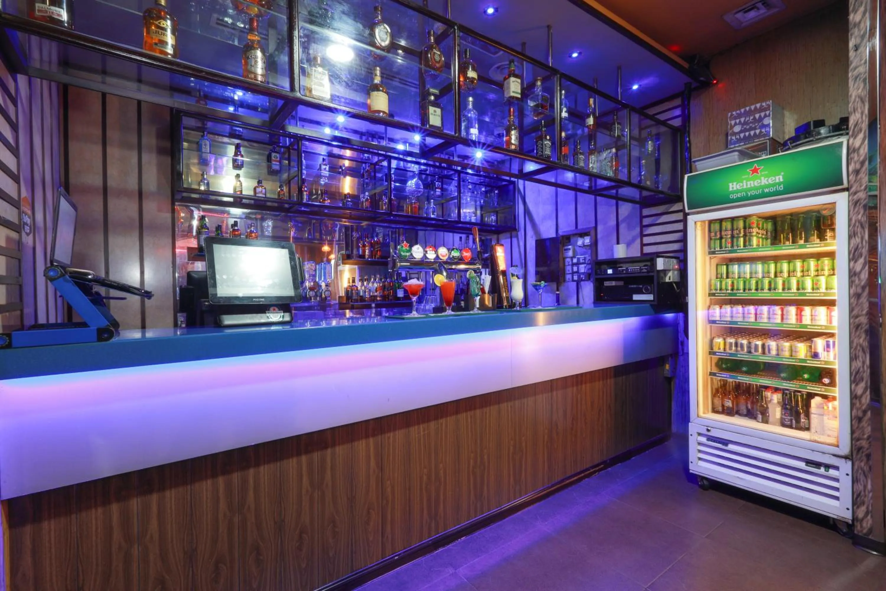 Restaurant/places to eat in Fortune Grand Hotel