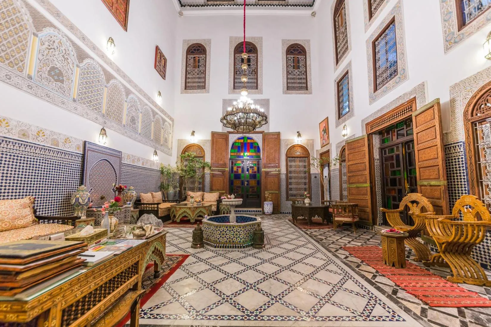 Property building in Riad Ghita