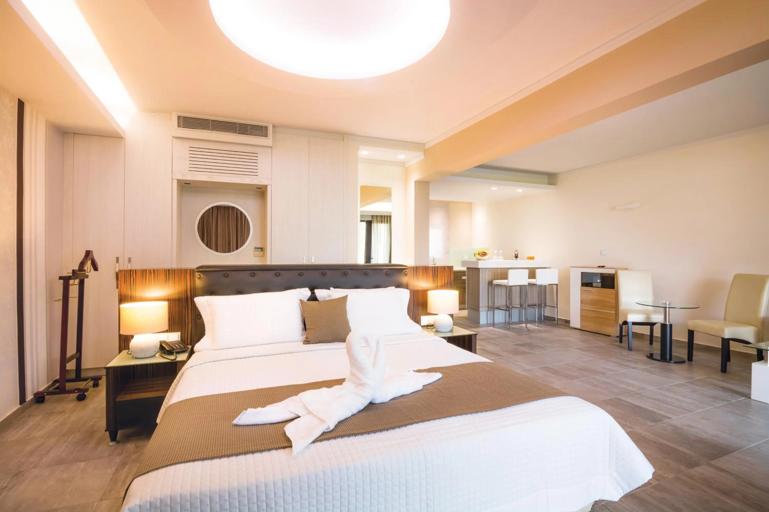 Bed in Atlantis Hotel