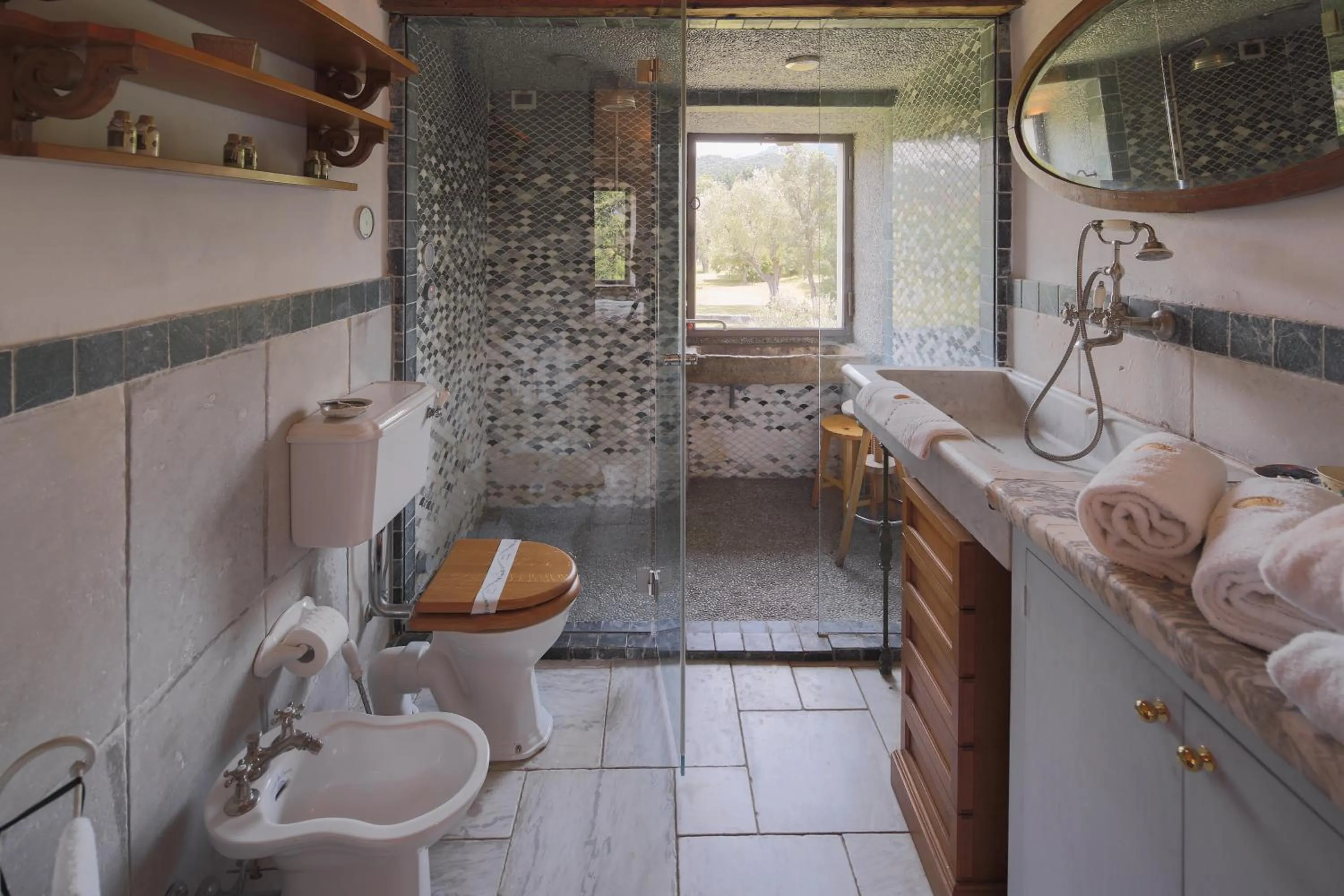 Shower in Resort La Ghiaia