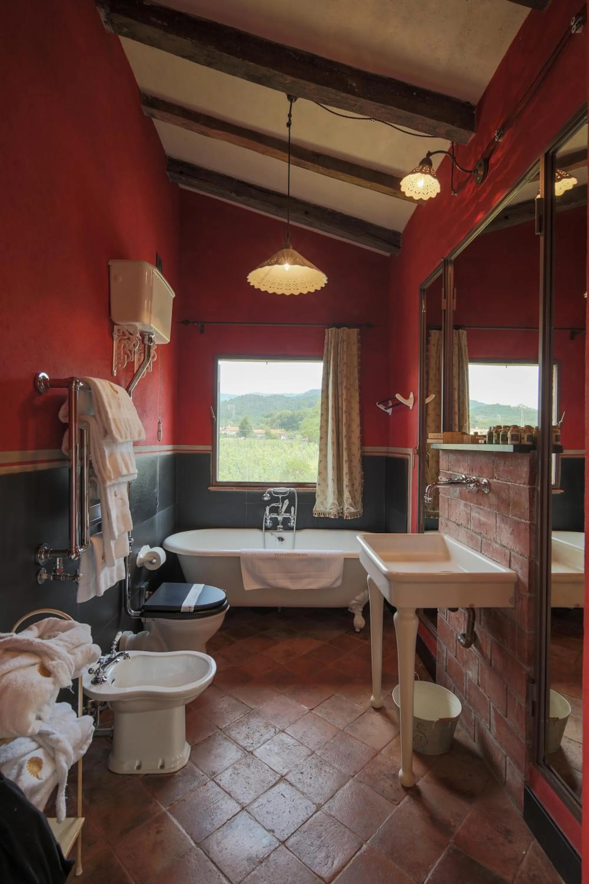 Toilet in Resort La Ghiaia