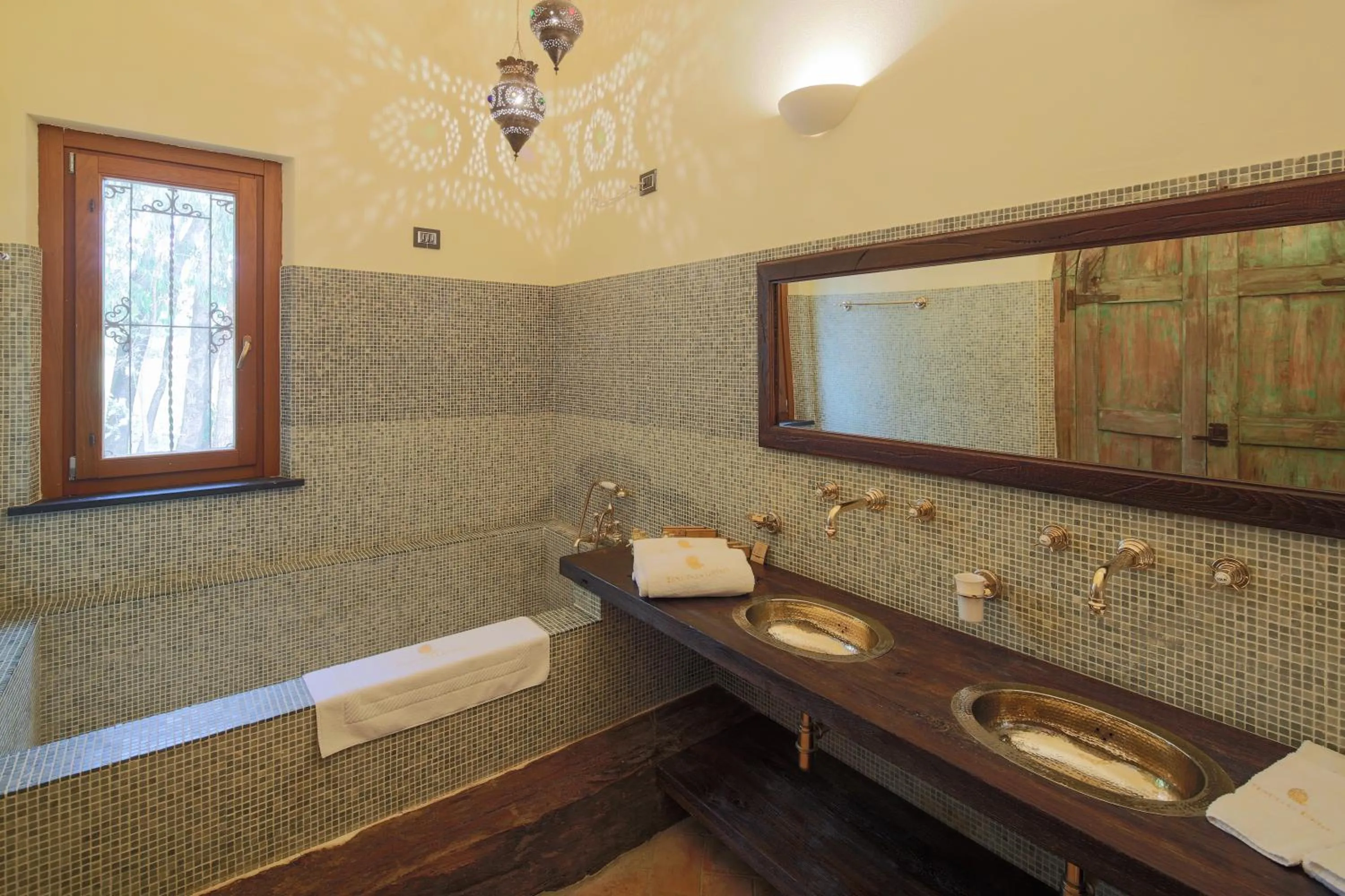 Bathroom in Resort La Ghiaia