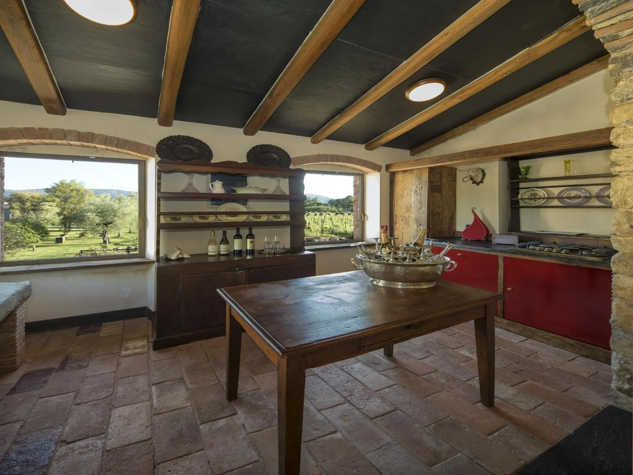 Kitchen or kitchenette in Resort La Ghiaia