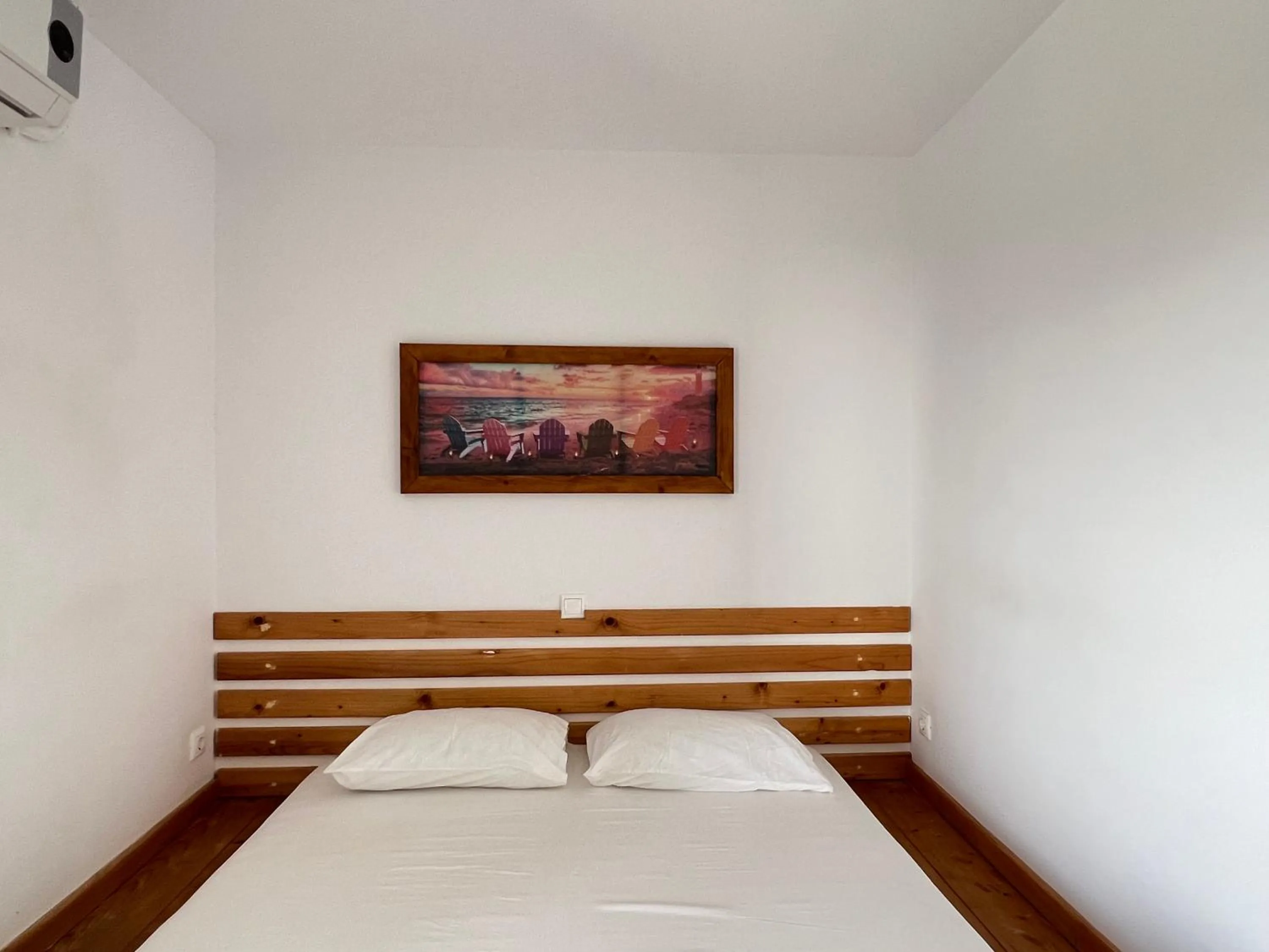 Bed in Argileos