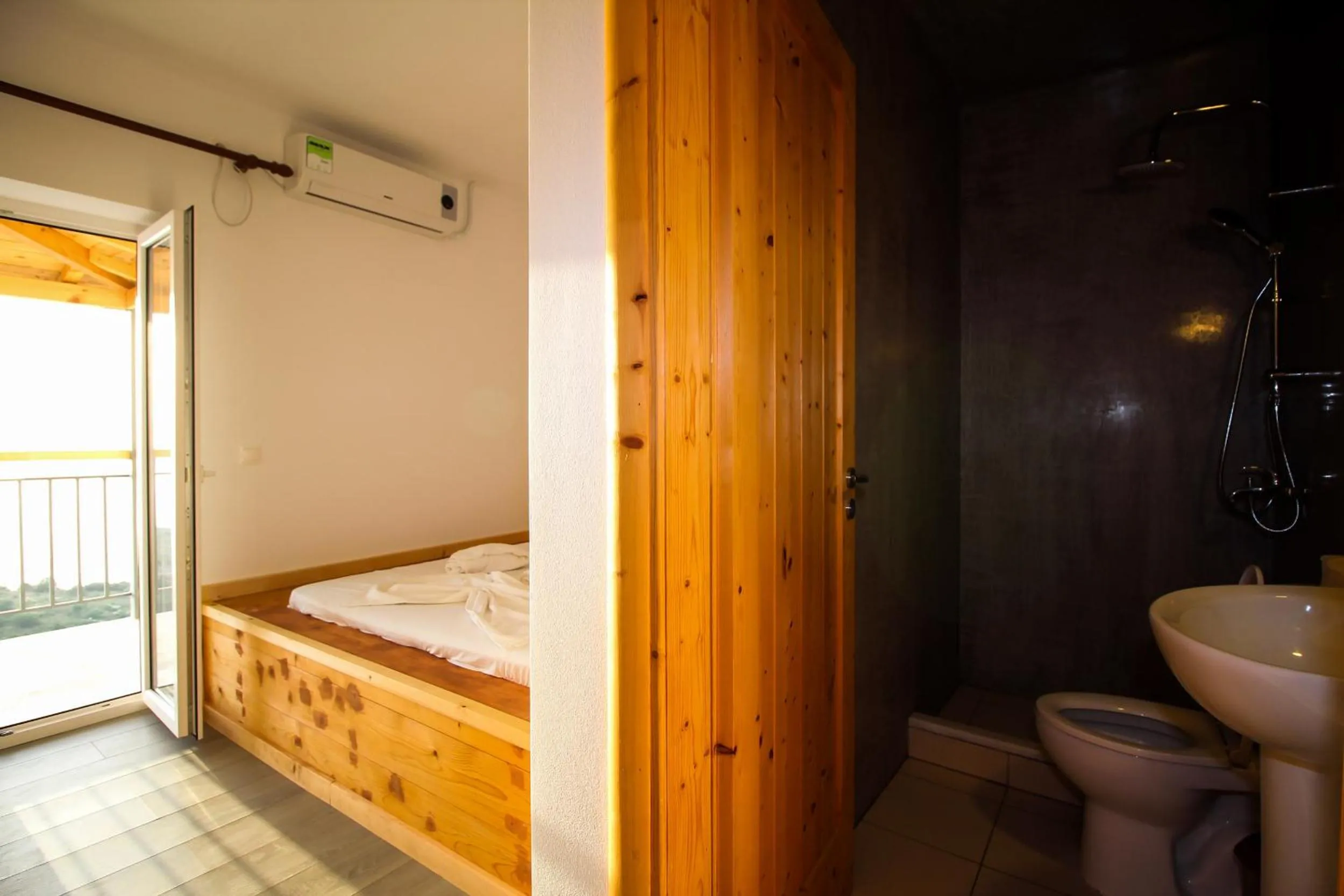 Bed in Argileos