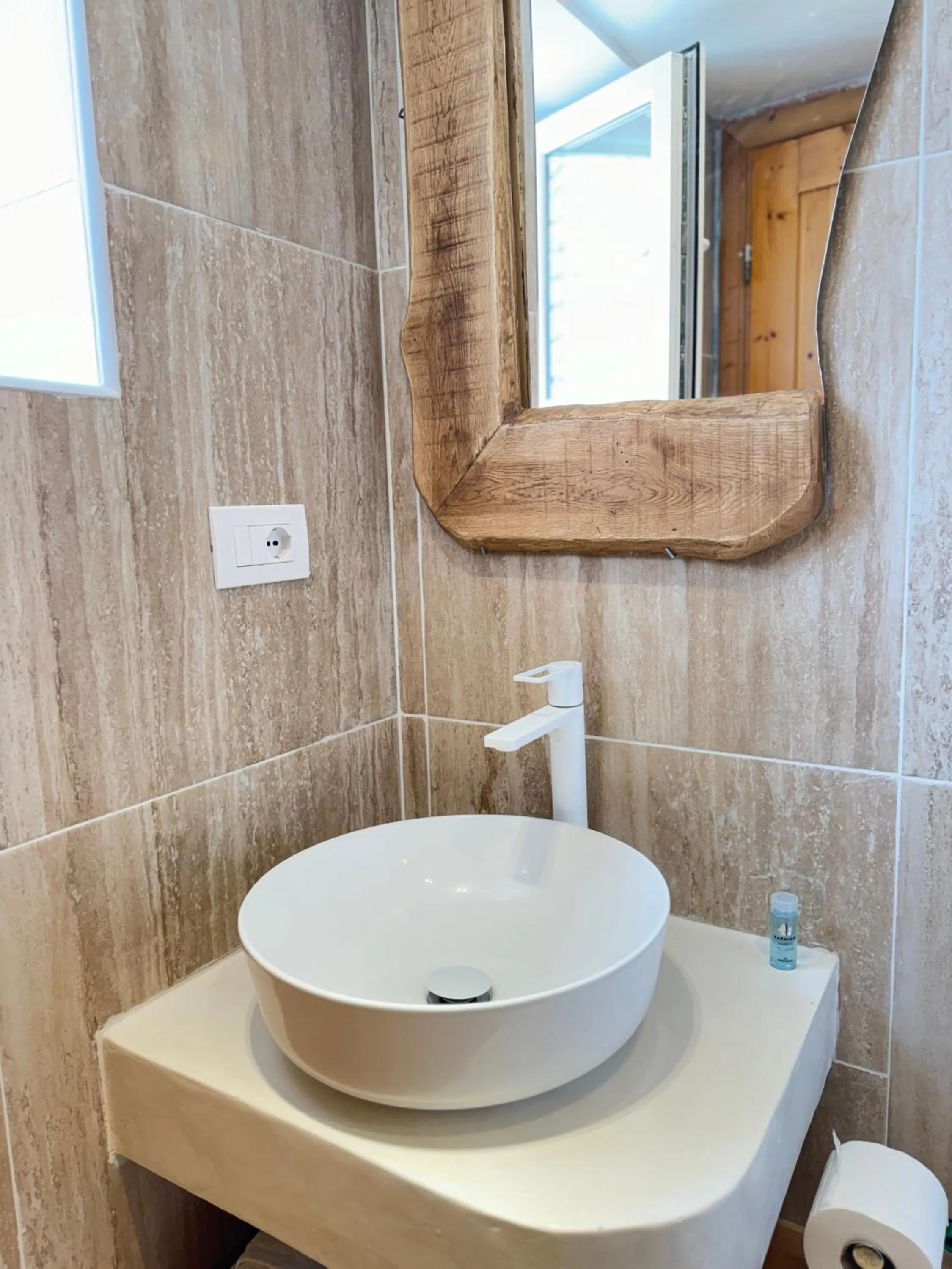 Bathroom in Argileos