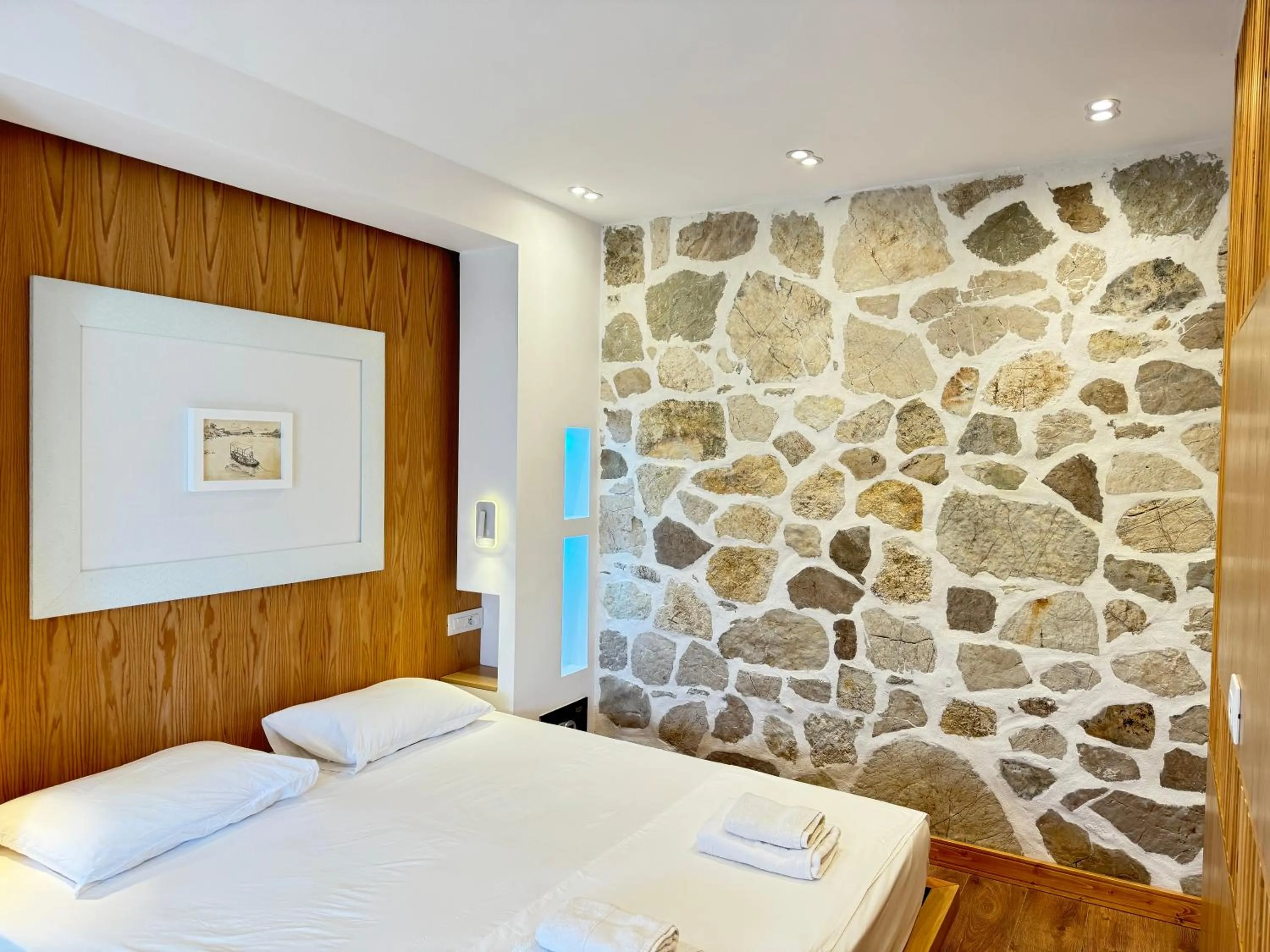 Bed in Argileos