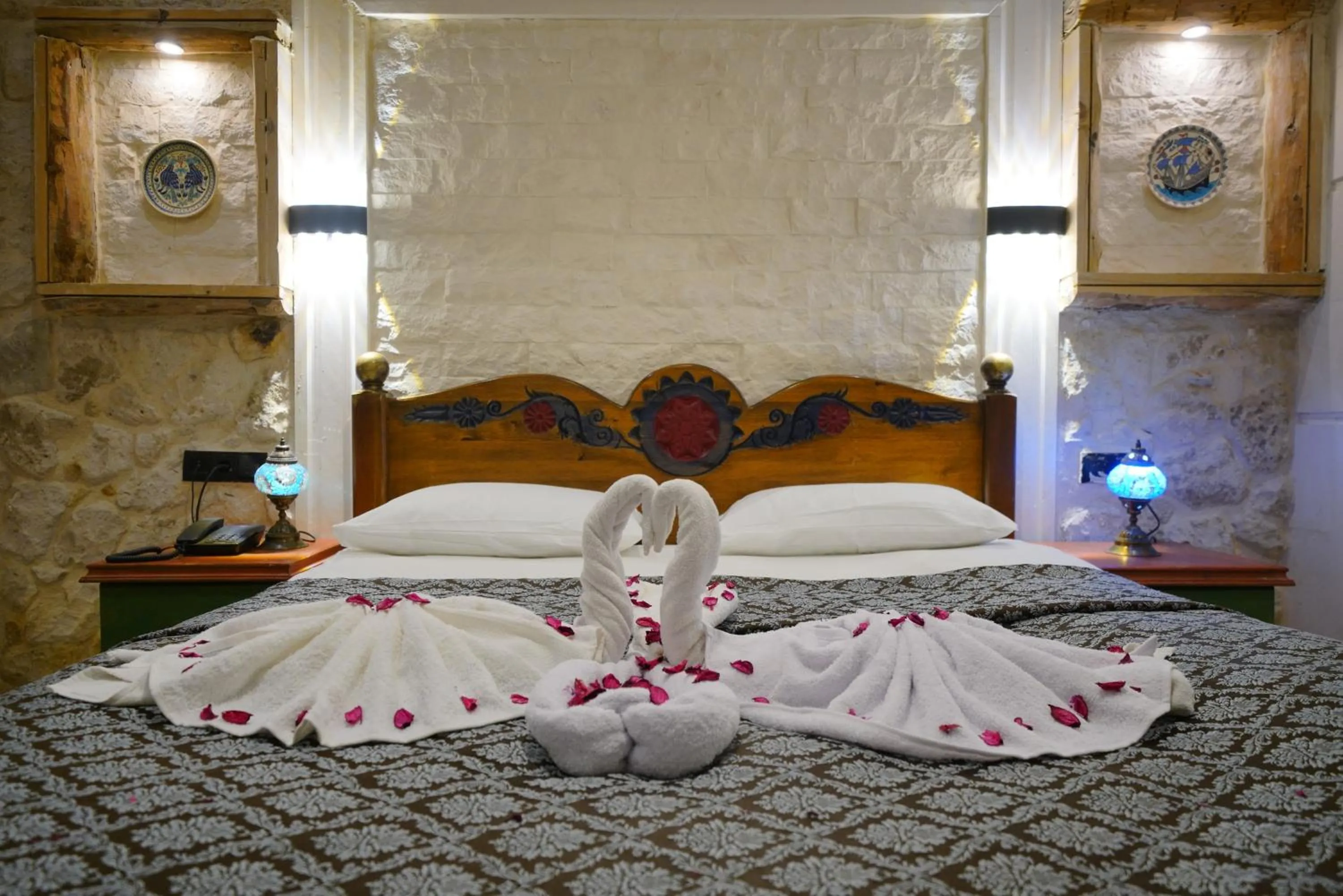 Bed in Mirzade Konak Hotel