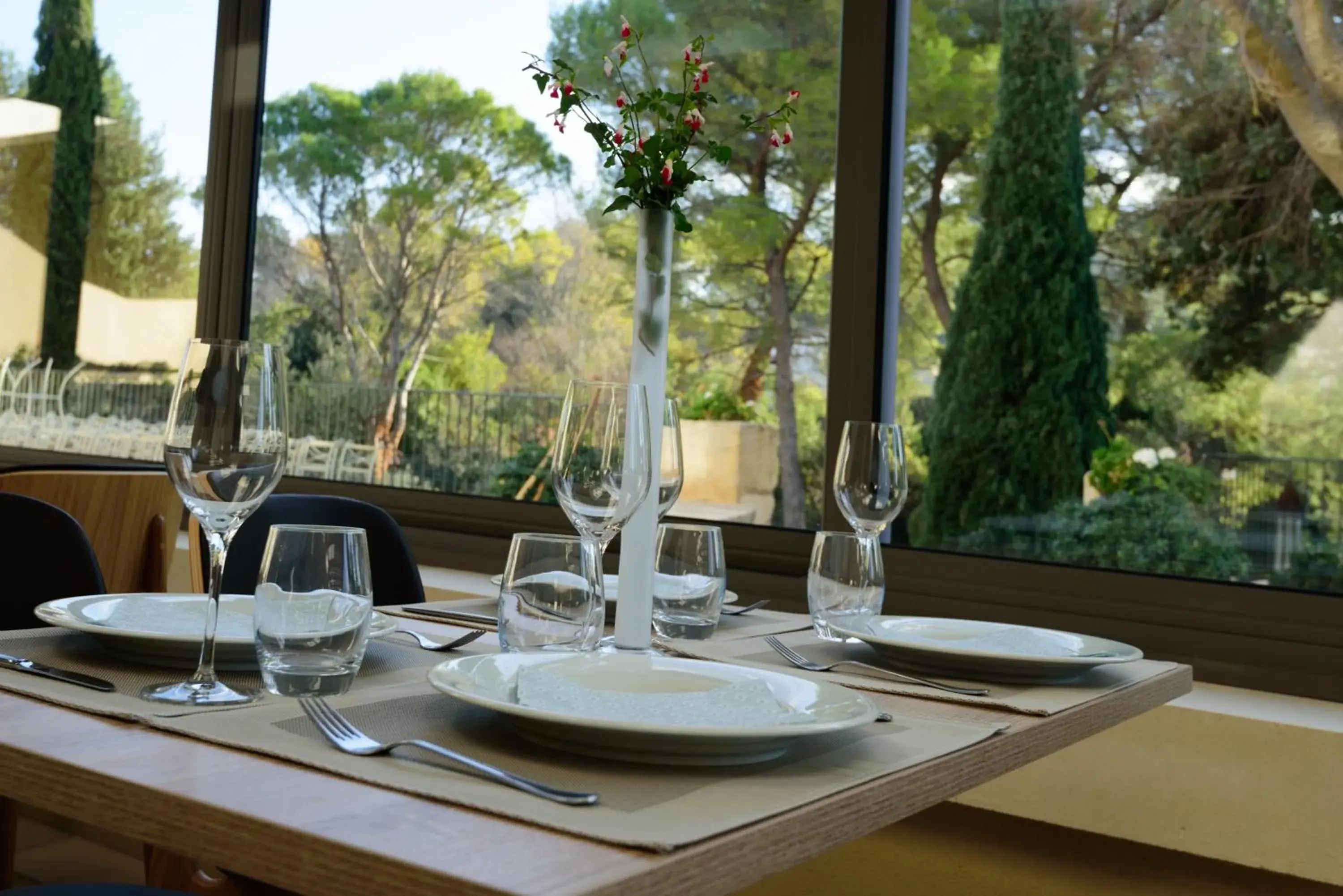 Restaurant/places to eat in Hôtel Belesso Restaurant/places to eat in Hôtel Belesso