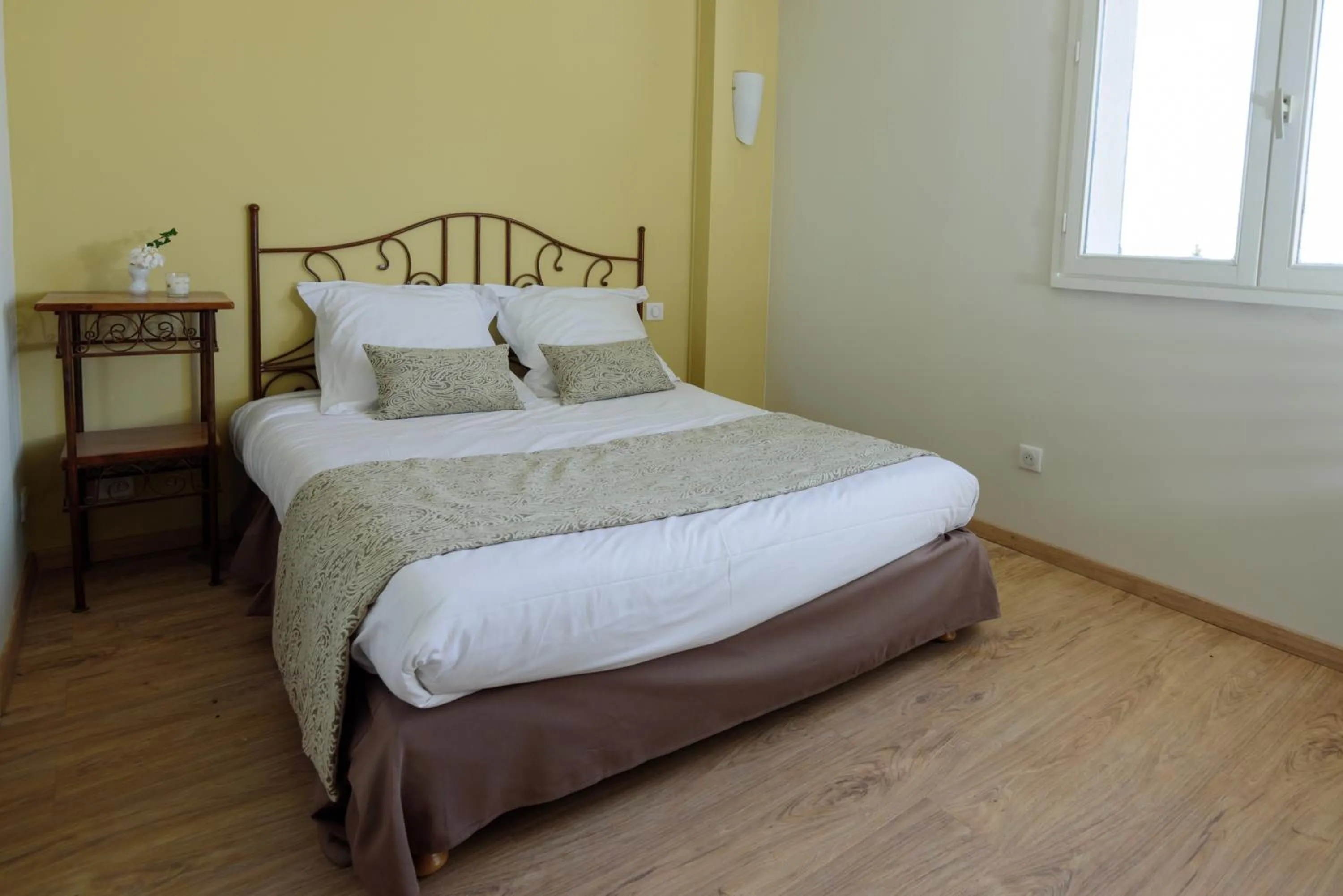 Bed in Hôtel Belesso