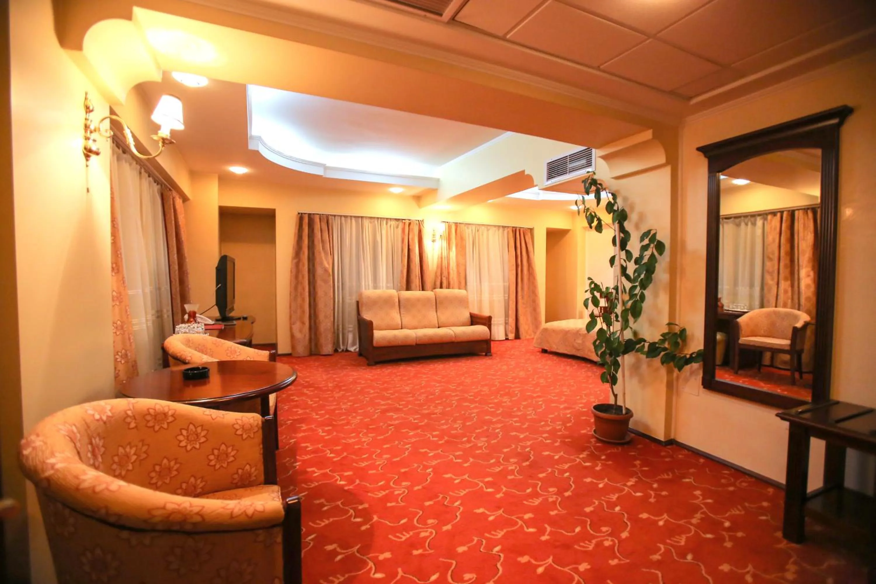 Seating area in Hotel Mara