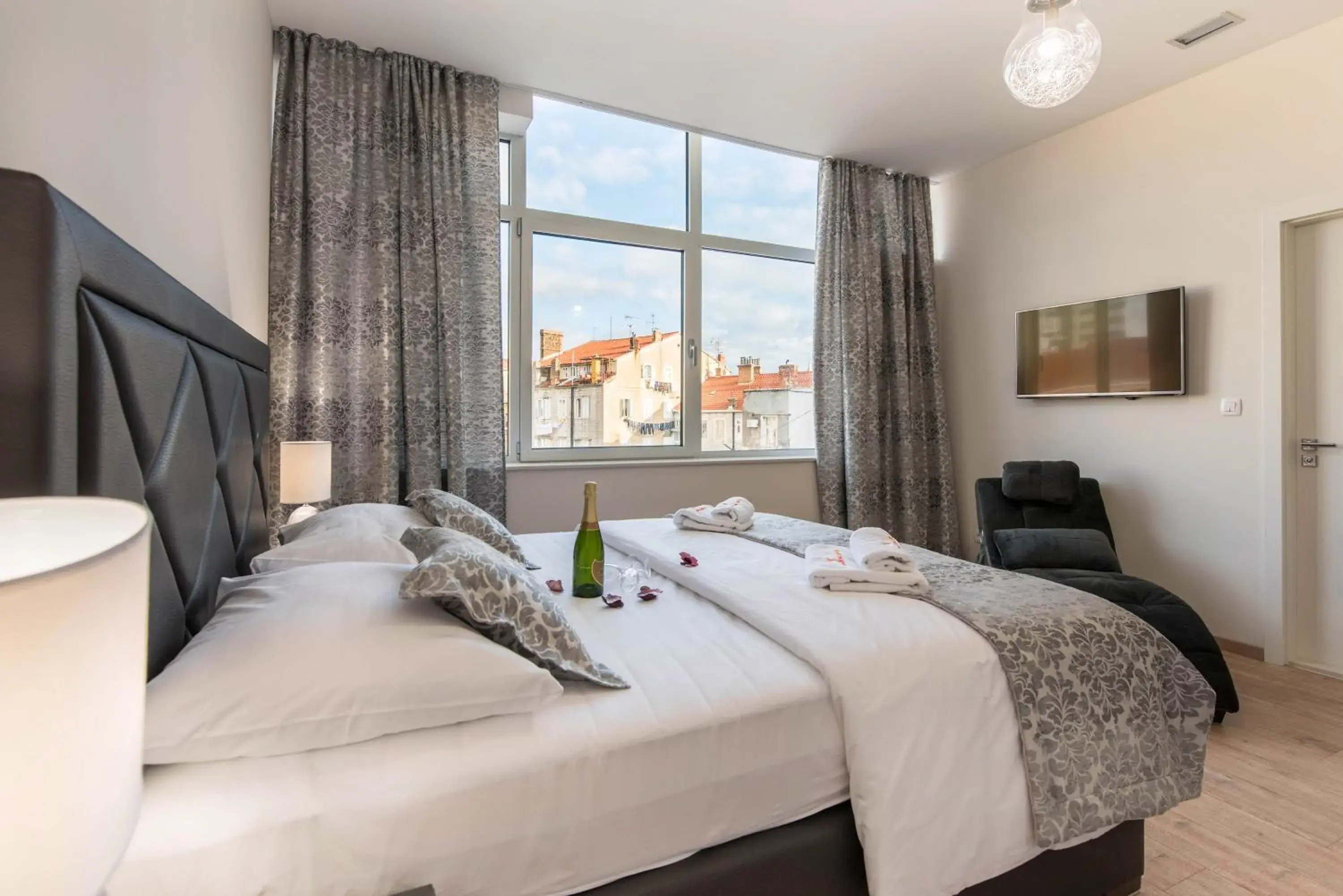 Bed in PRIMA Life Spalato Bed in PRIMA Life Spalato