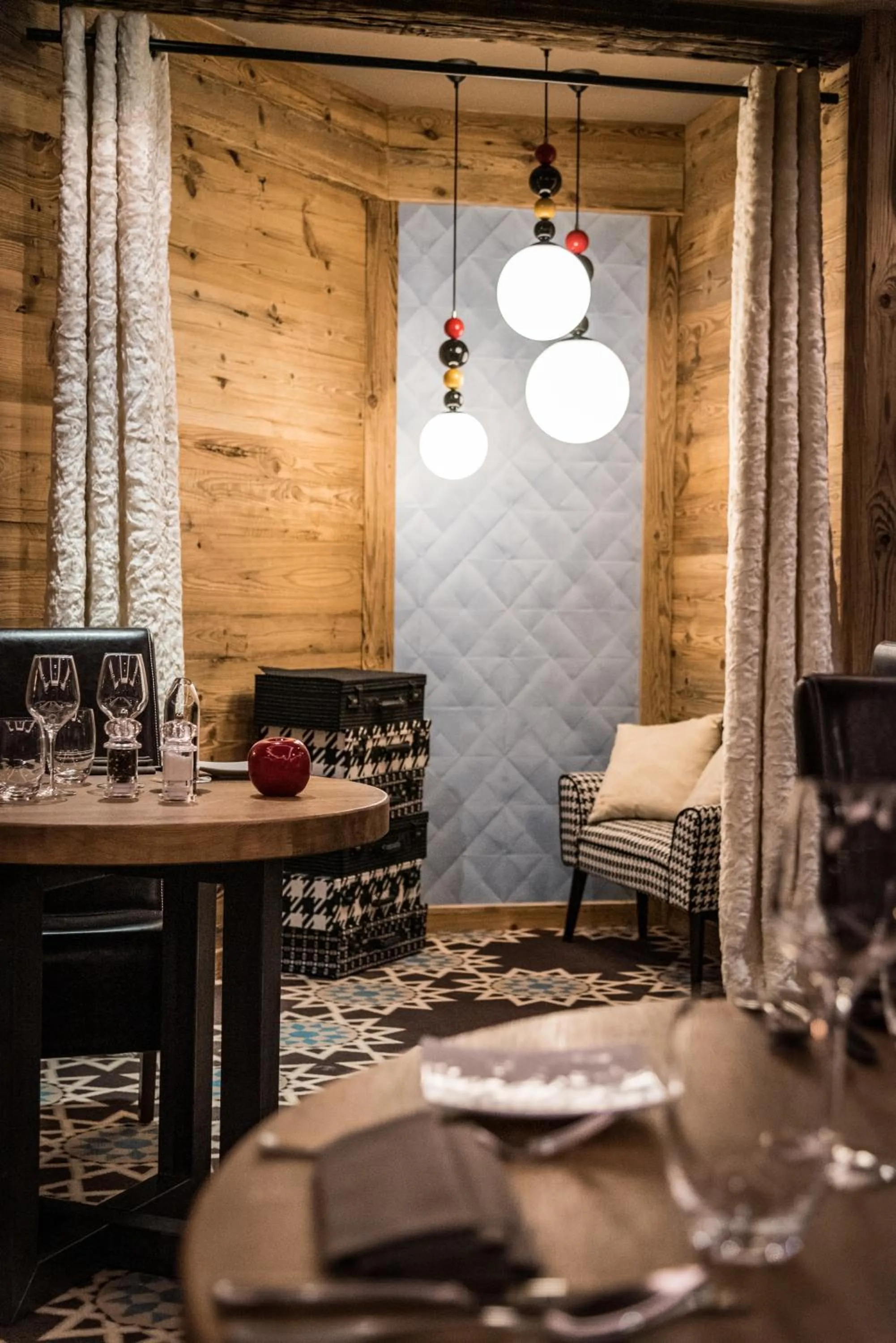 Restaurant/places to eat in Hôtel Les Suites du Montana by Les Etincelles